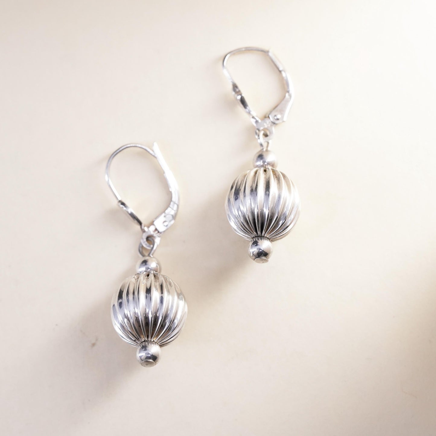 Vintage sterling silver handmade earrings, 925 silver ribbed beads dangles