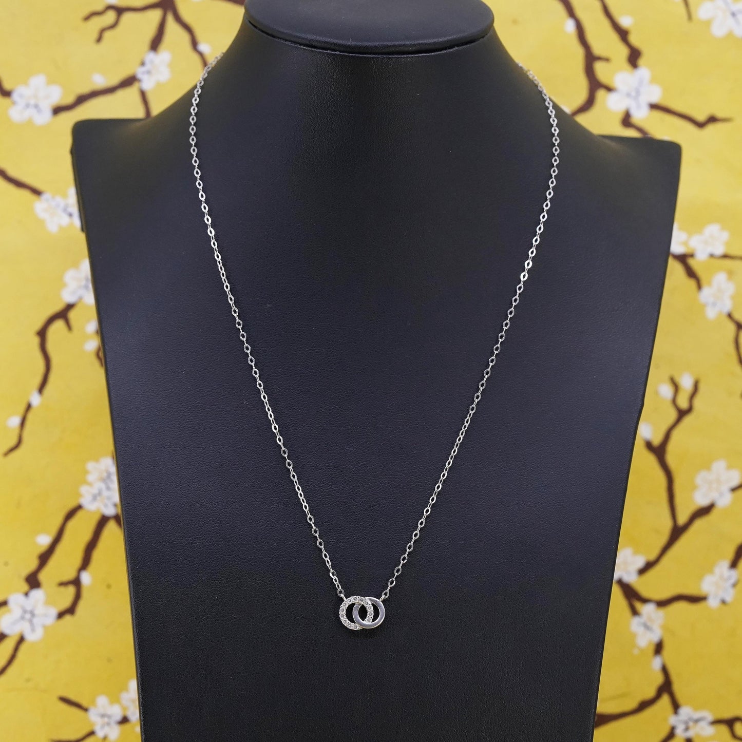 16+2”, vintage Sterling silver necklace, 925 flatten Cz entwined circle pendant