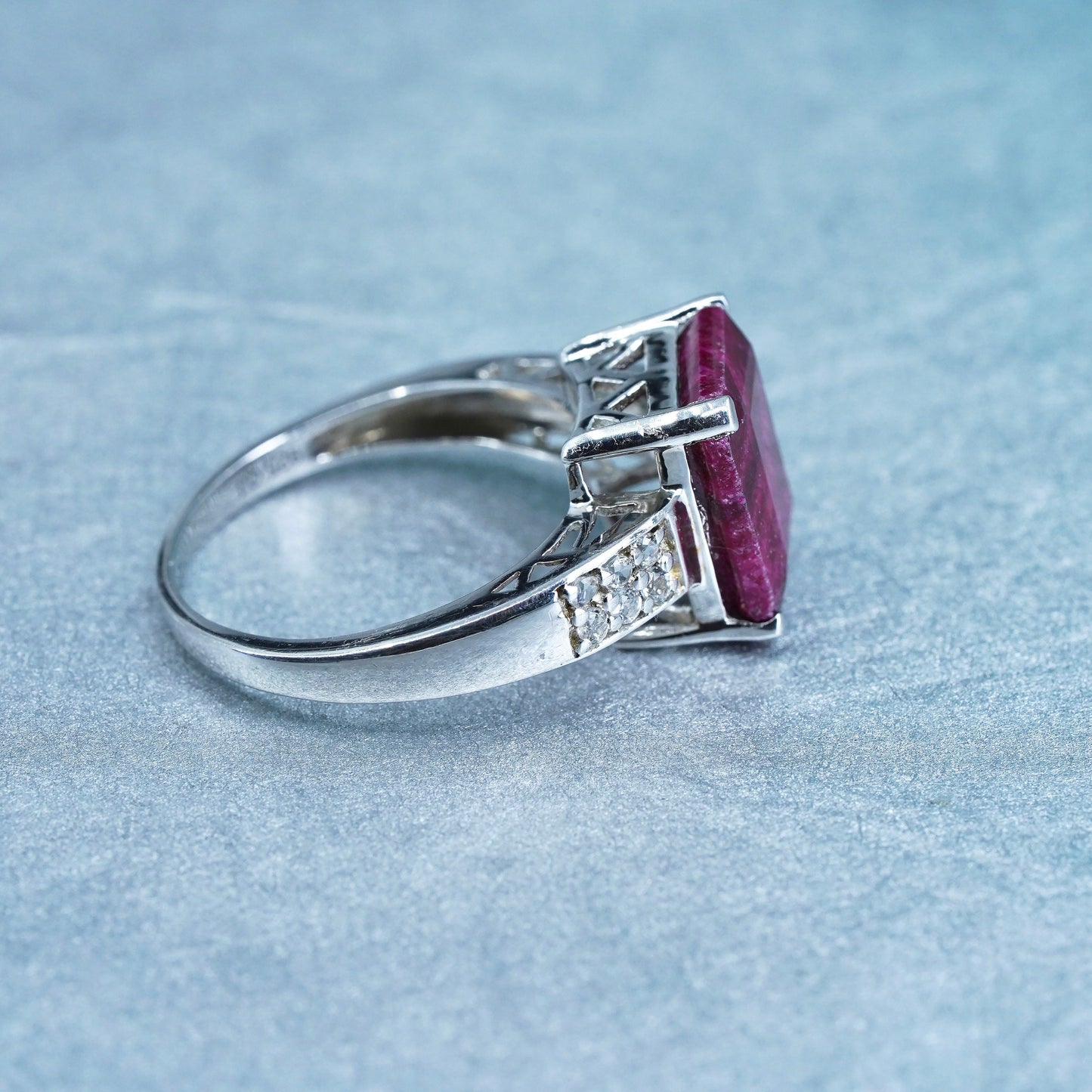 Size 9, vintage Sterling 925 silver ring with ruby and cz