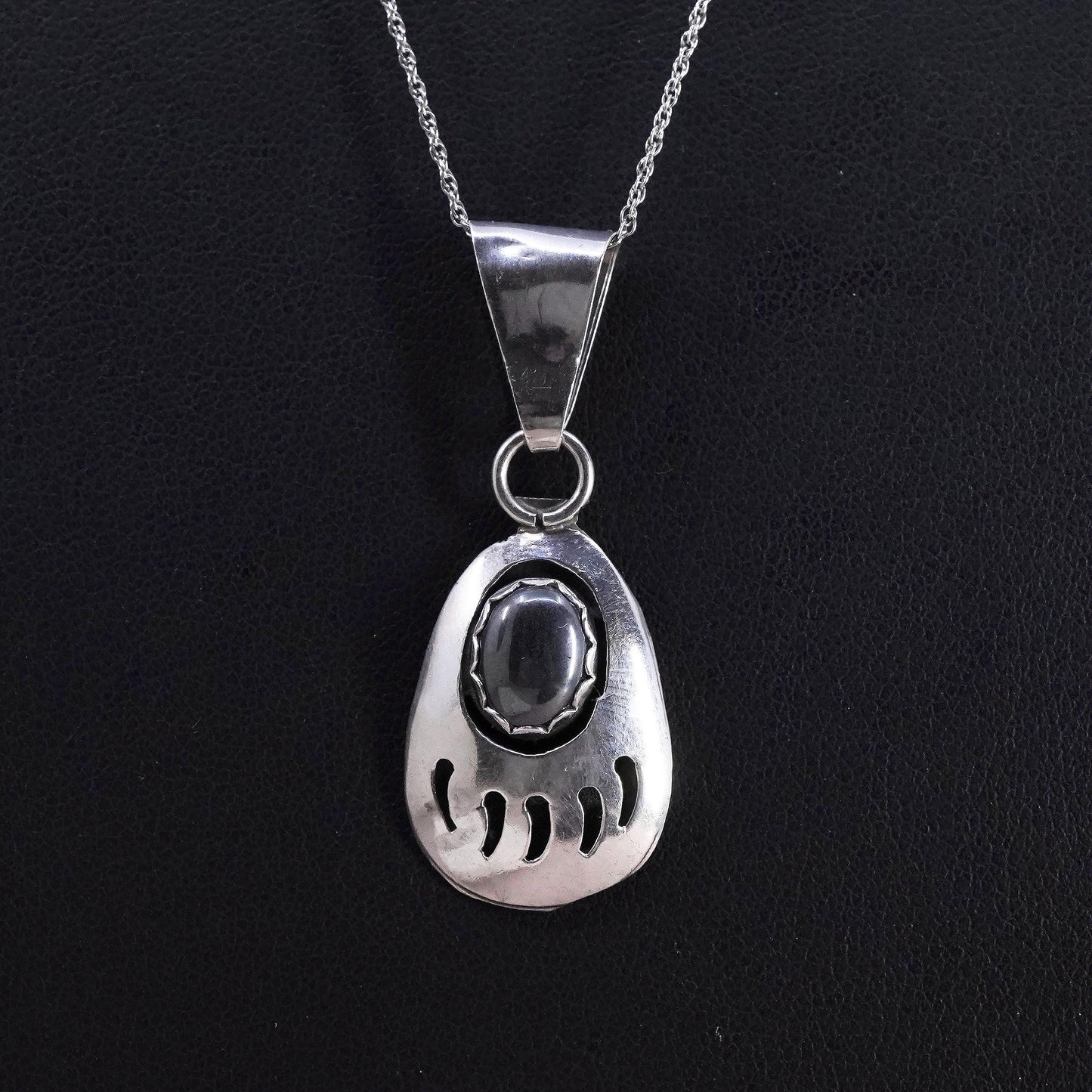Native American Sensa Eustac Sterling 925 silver box necklace teardrop bear paw