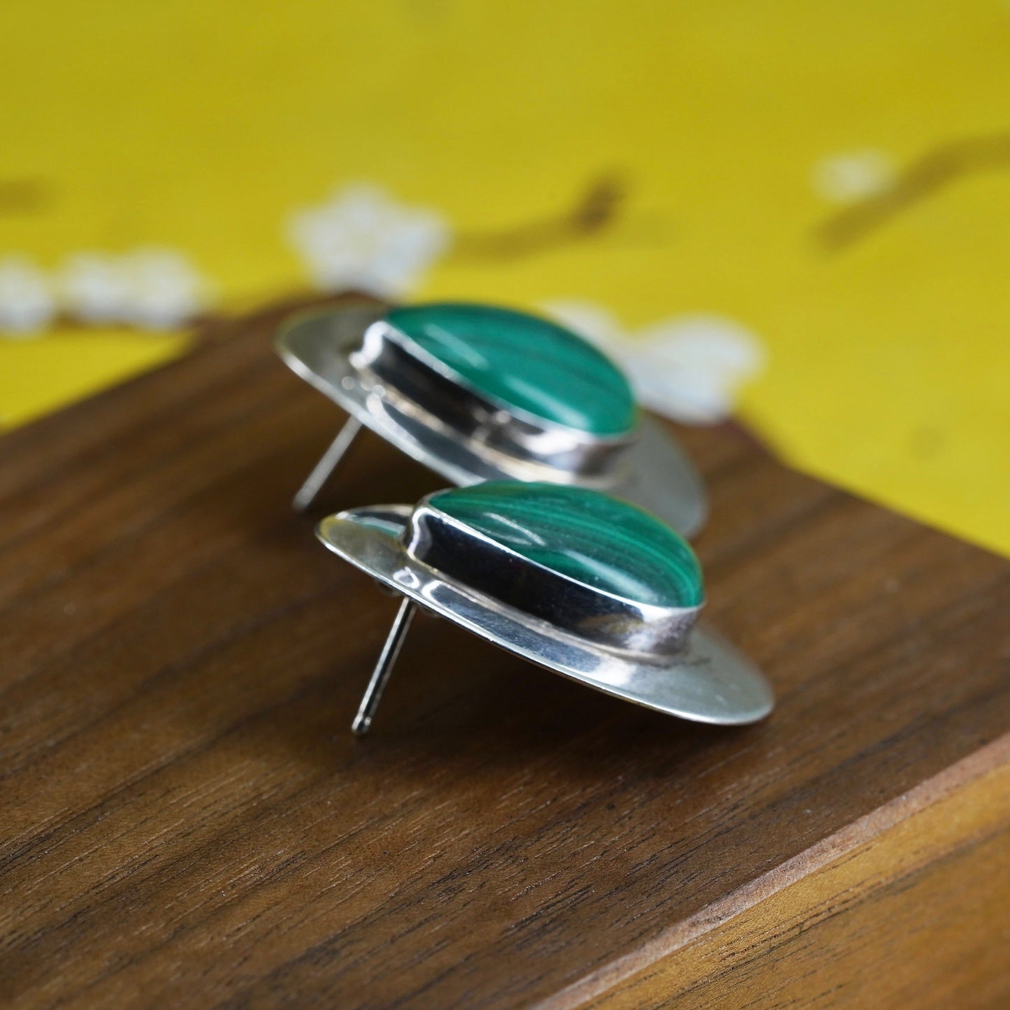 Native American SR Sterling Silver Earrings, teardrop 925 studs malachite inlay