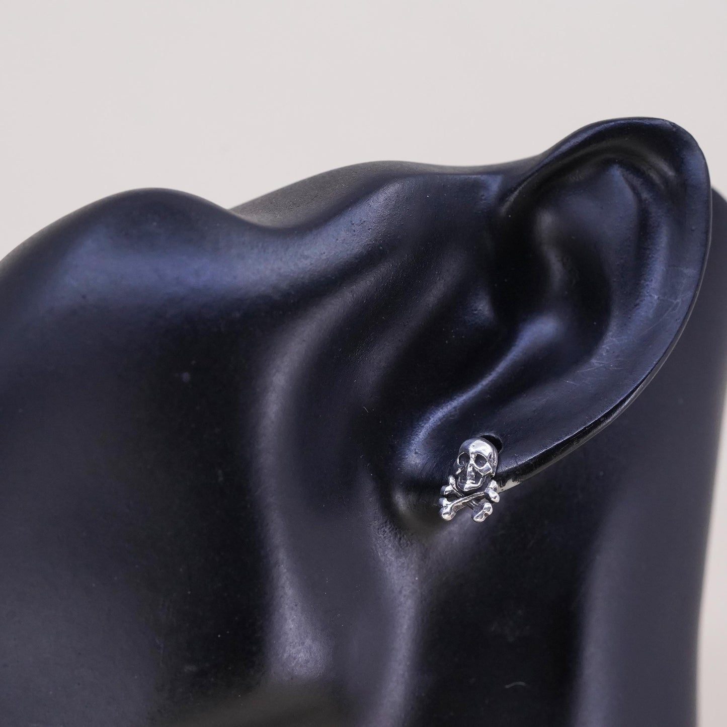 Vintage handmade single earring. Sterling 925 silver skull stud