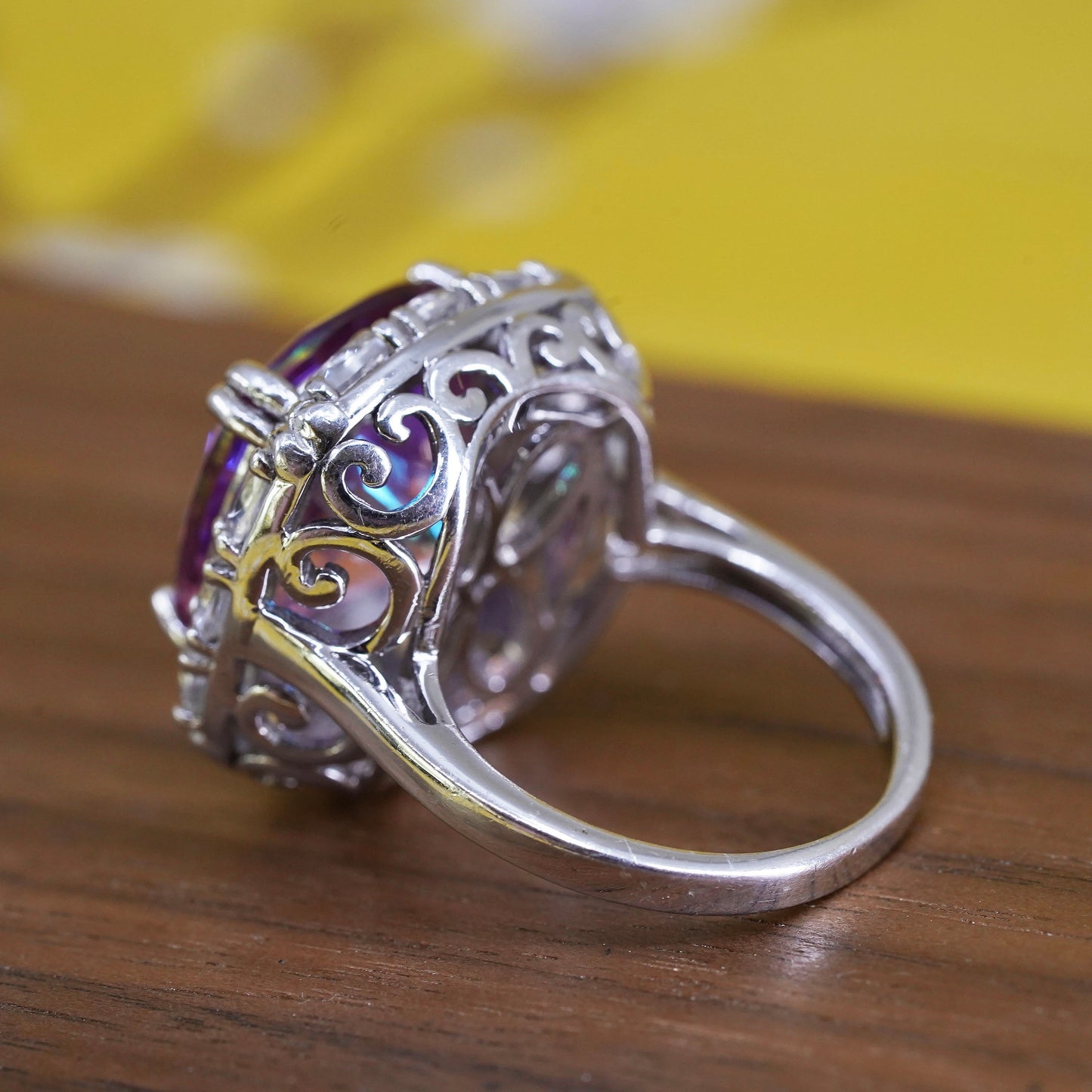 Size 7.75, vintage Sterling 925 silver statement cocktail ring w/ pink crystal