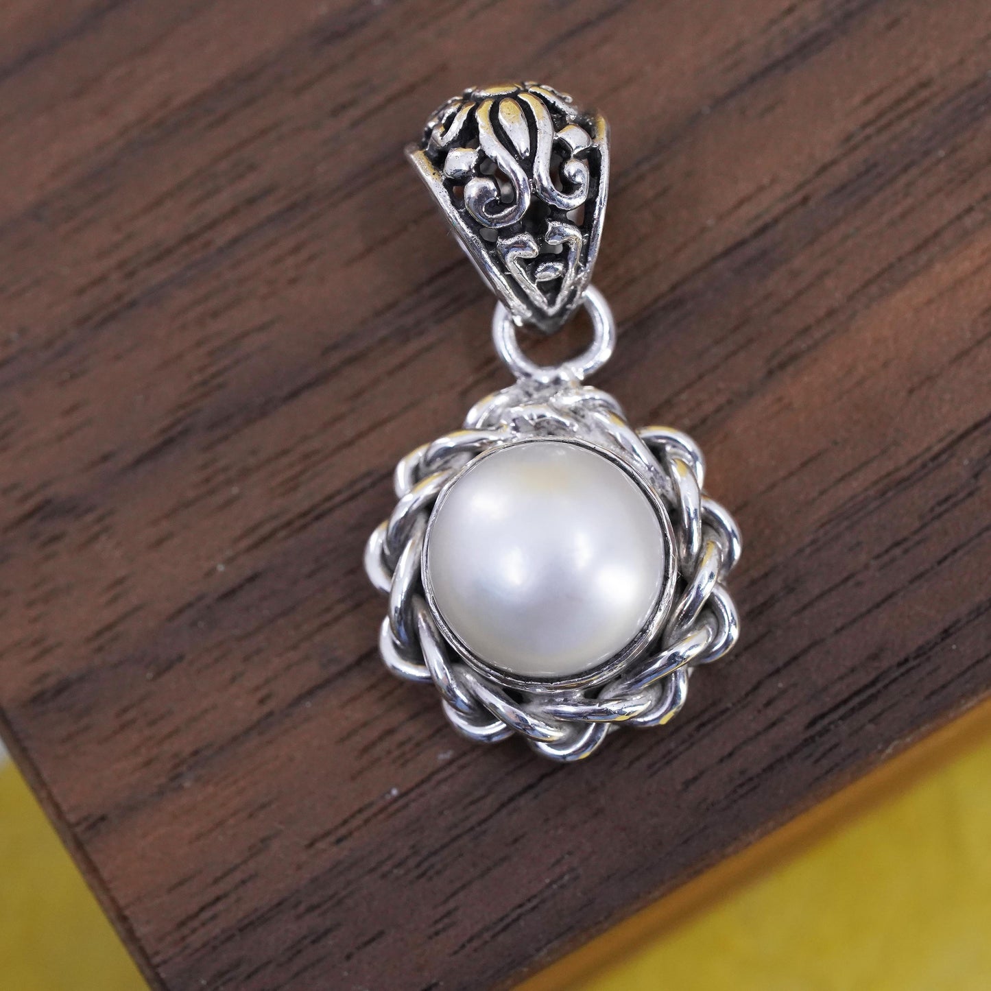 Vintage Sterling 925 silver handmade filigree pendant with pearl