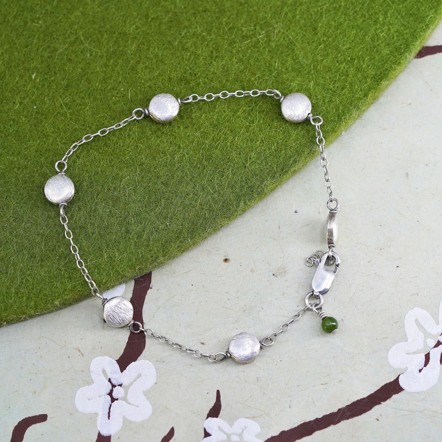 6.5", Vintage sterling 925 silver bracelet with circle disc details