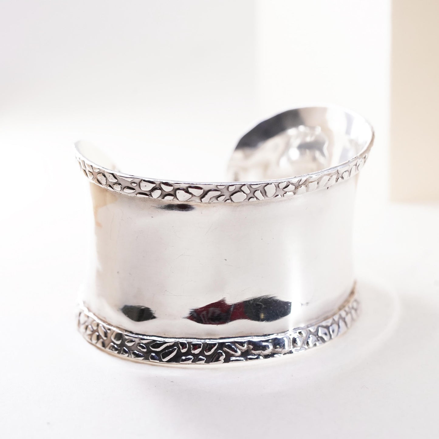 6.5", southwestern Sterling 925 silver Bracelet floral texture trim, wide cuff