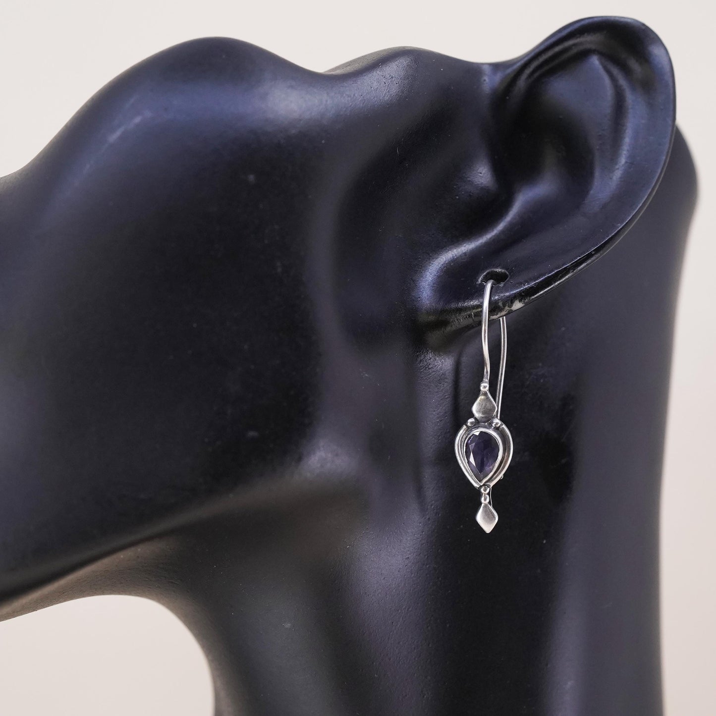 Southwestern sterling silver 925 single earring with amethyst and lever back