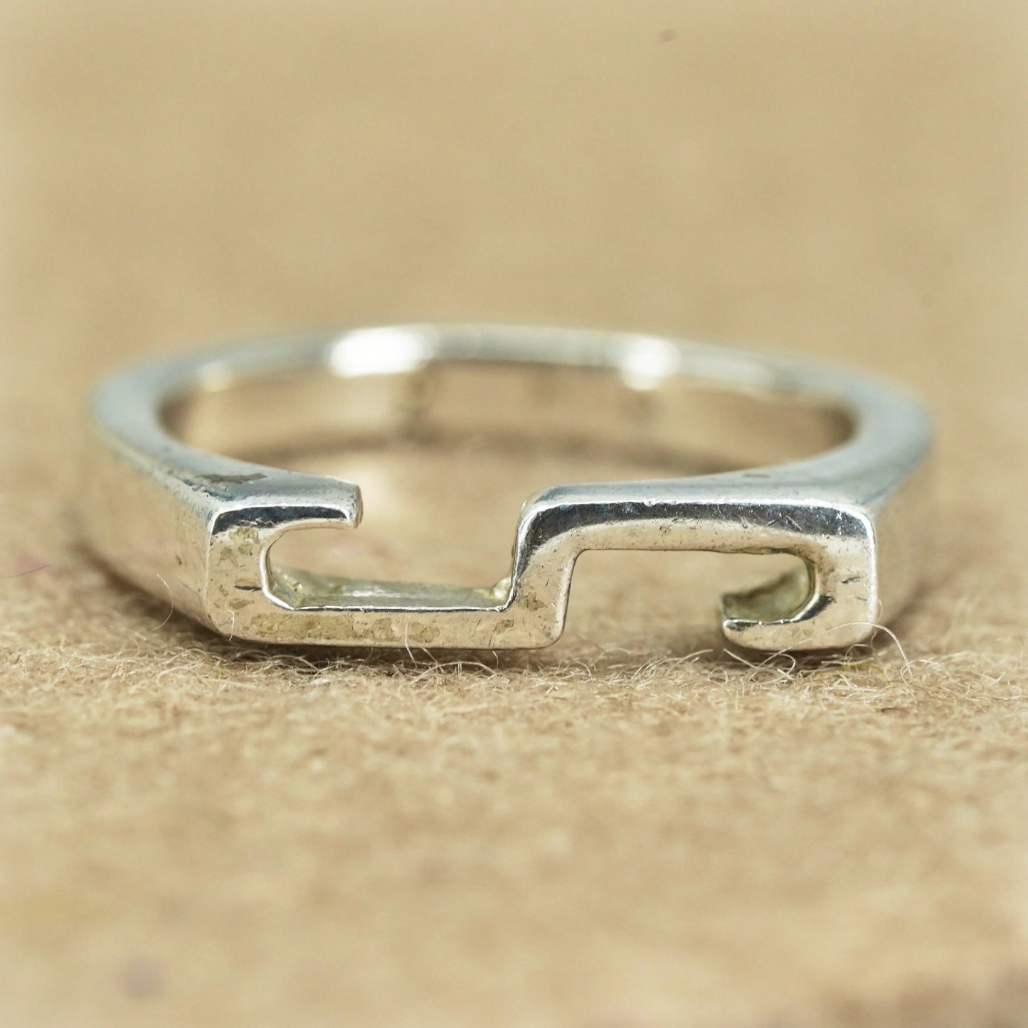 Size 6.25, vintage Sterling 925 silver stackable ring, initial letter S band