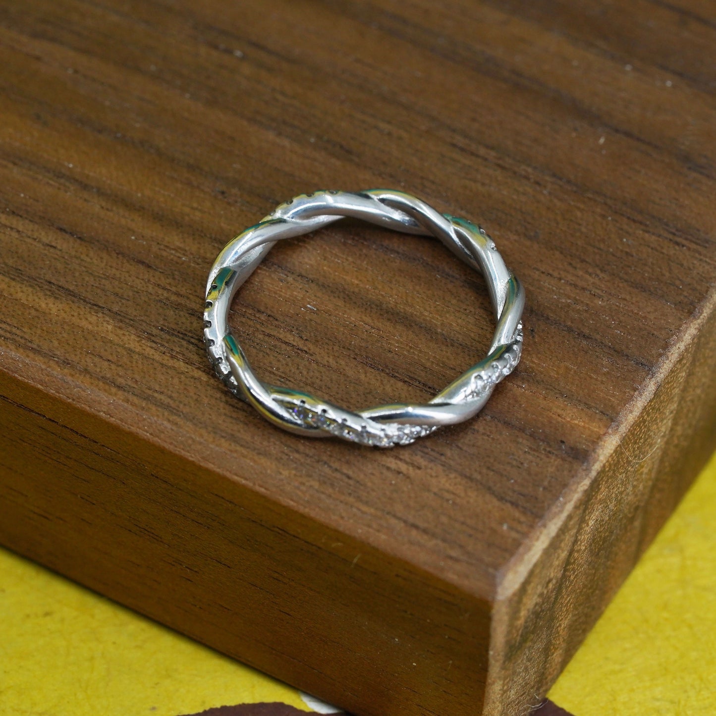 size 8, vintage Sterling silver handmade ring, 925 entwined band w/ cz