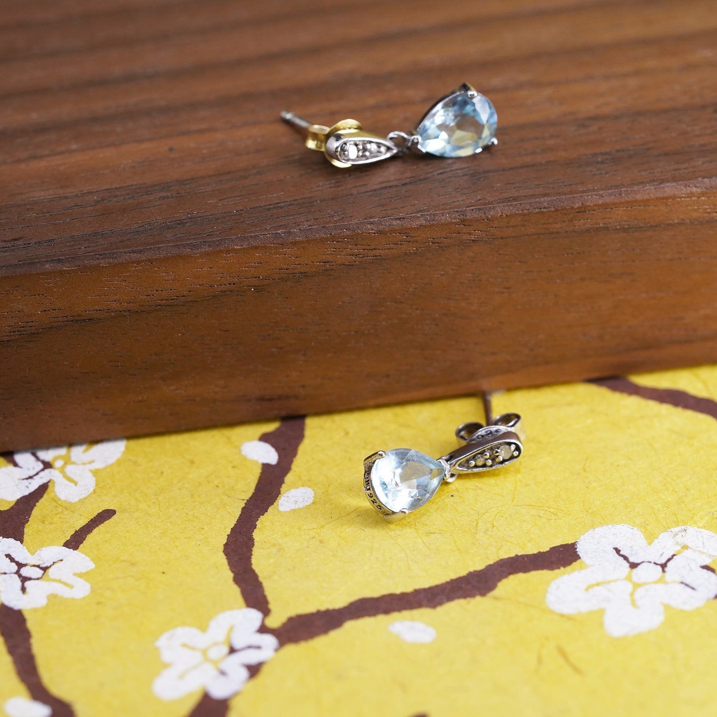 Vintage sterling 925 silver handmade earrings with teardrop topaz