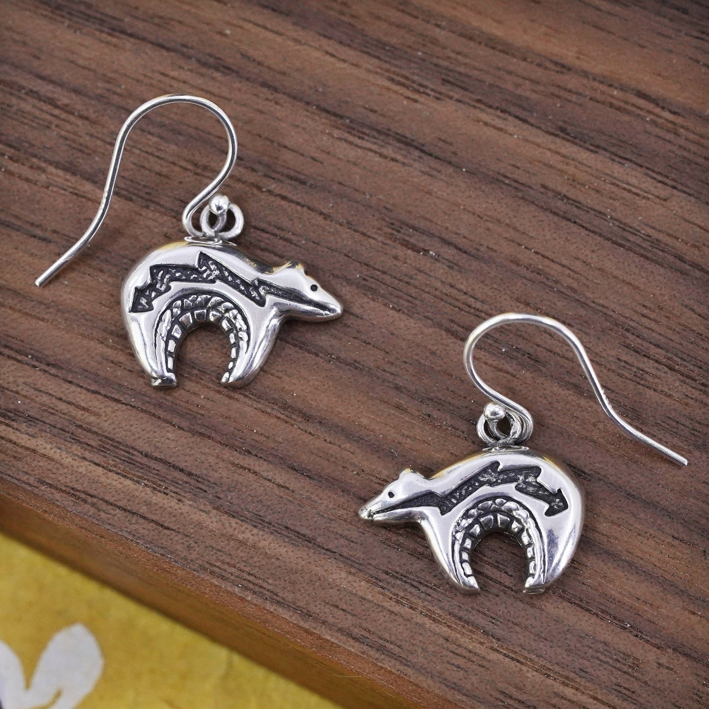 Vintage Native American Southwestern 925 Sterling silver bear handmade earrings