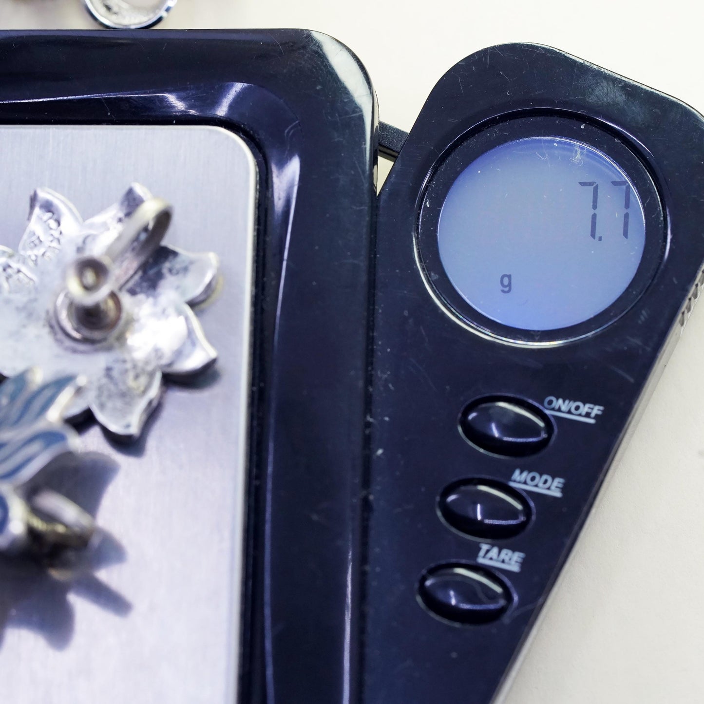 Taxco Hecho En Sterling silver flower earrings, 925 screw back sodalite abalone