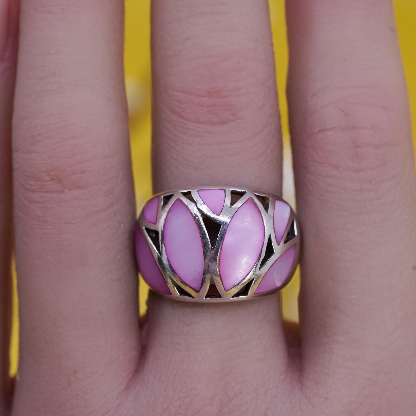 Size 7.25, vintage Sterling silver ring, 925 dome band pink mother of pearl