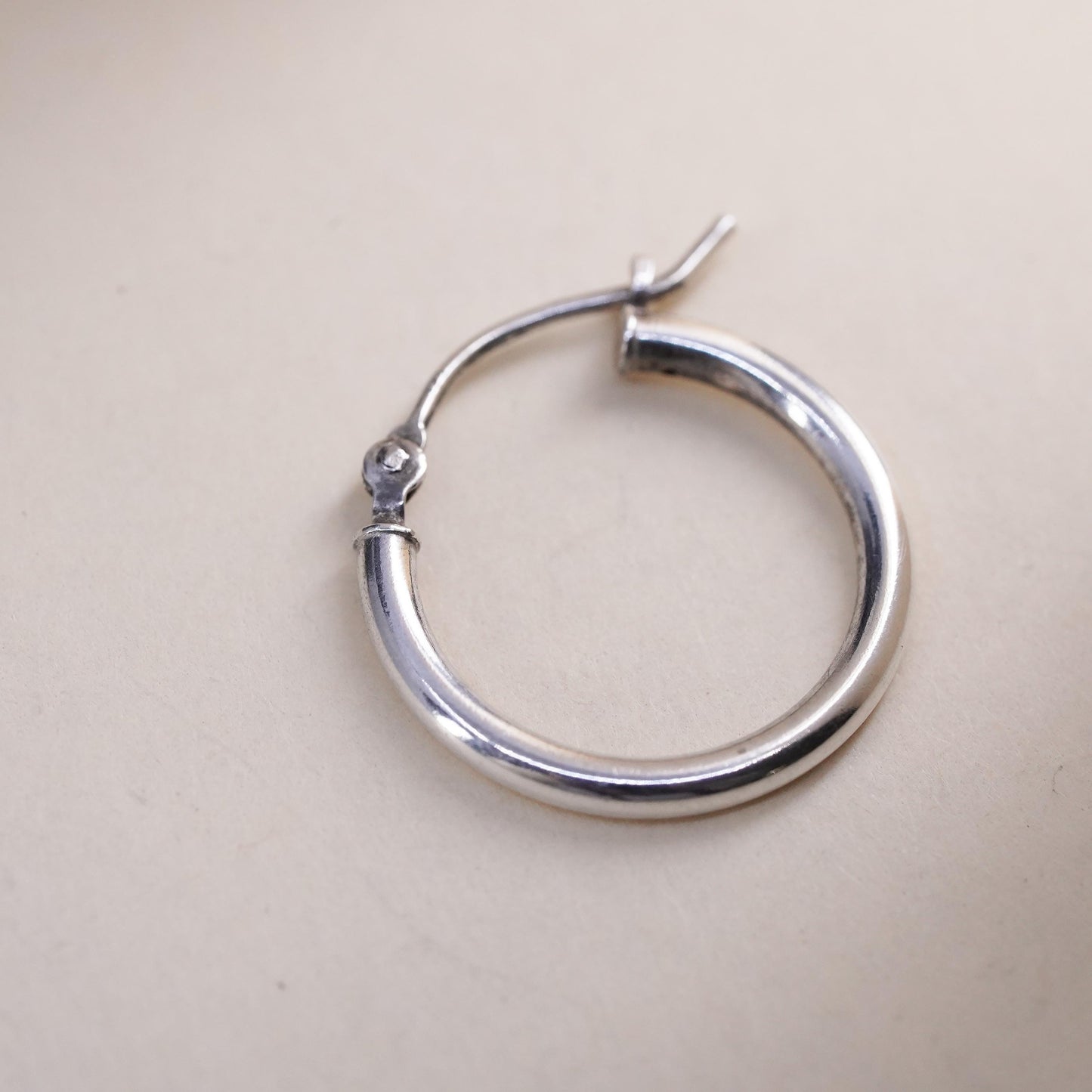 0.75", Vintage sterling silver loop single earring, fashion primitive hoop