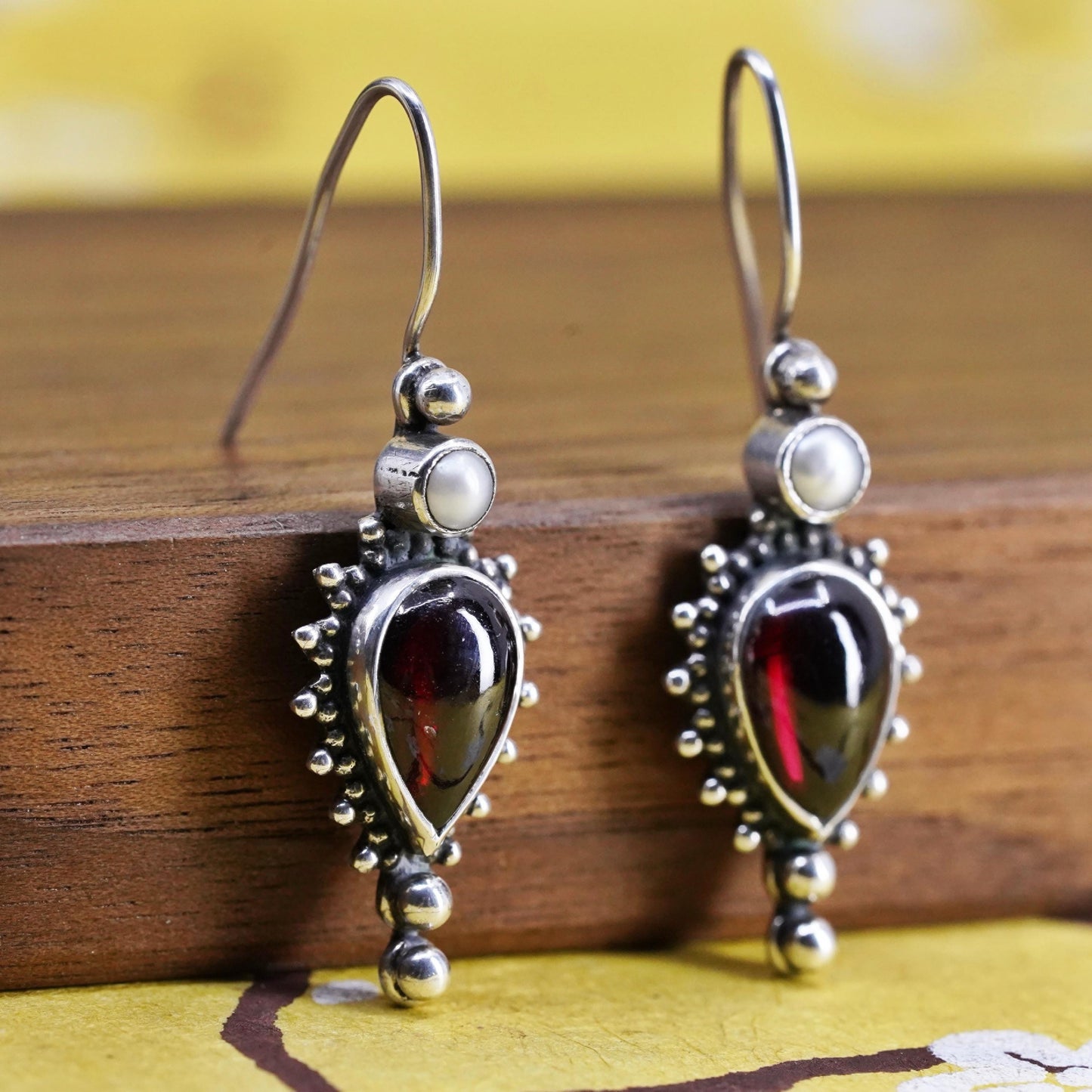 Vintage Sterling silver 925 handmade earrings with teardrop garnet and pearl