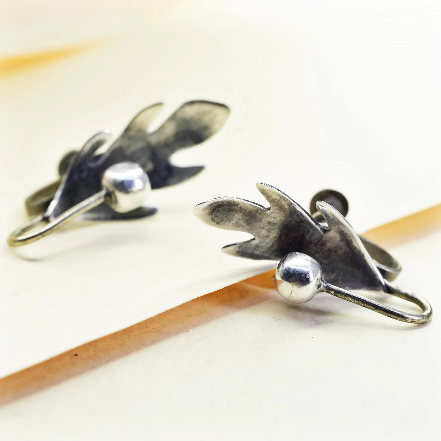 Vintage Taxco Mexican Sterling silver earrings, 925 screw back leaf earrings