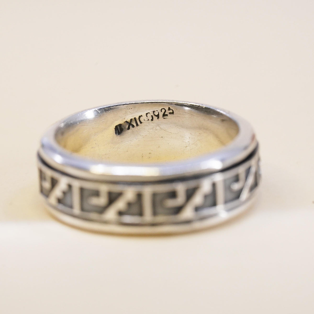 Size 10, southwestern 925 Sterling Silver Spinner Ring Oxidized Wide Band Ring