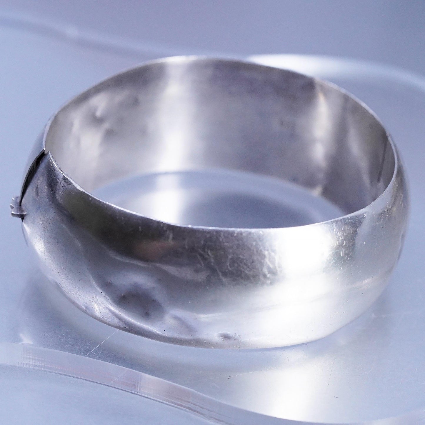 7", DENTED! Vintage Sterling 925 silver handmade bracelet, wide hinged bangle