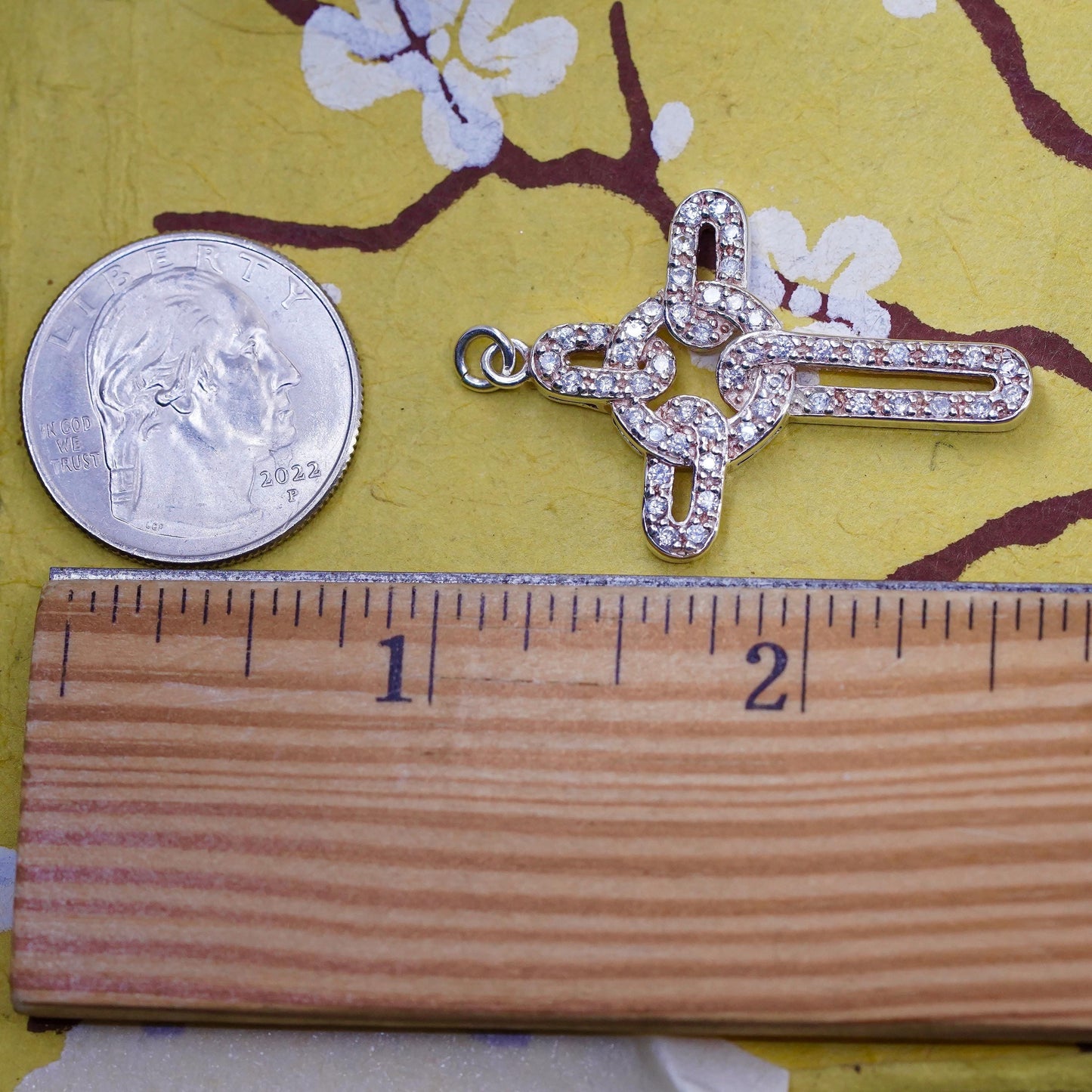 Vintage Sterling silver pendant, 925 cross with cluster cz