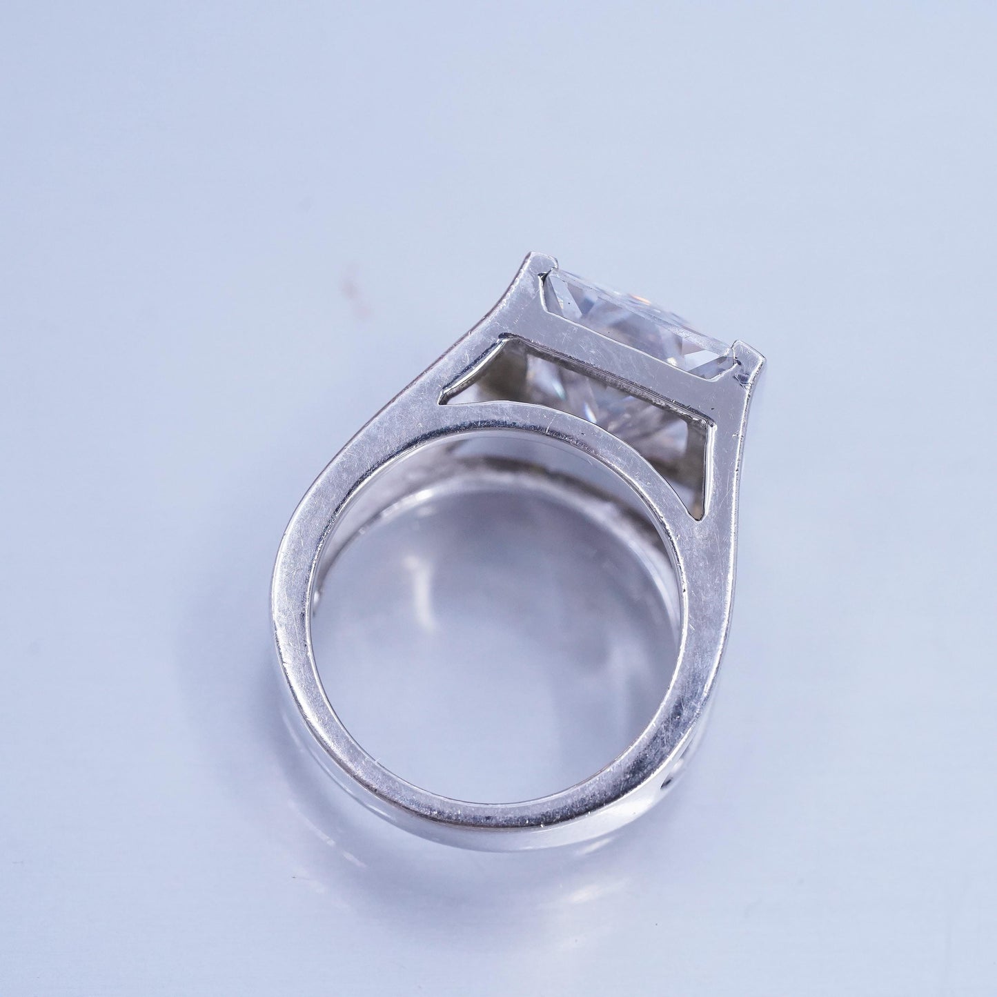 Size 7, vintage Sterling 925 silver handmade statement ring with emerald cut Cz