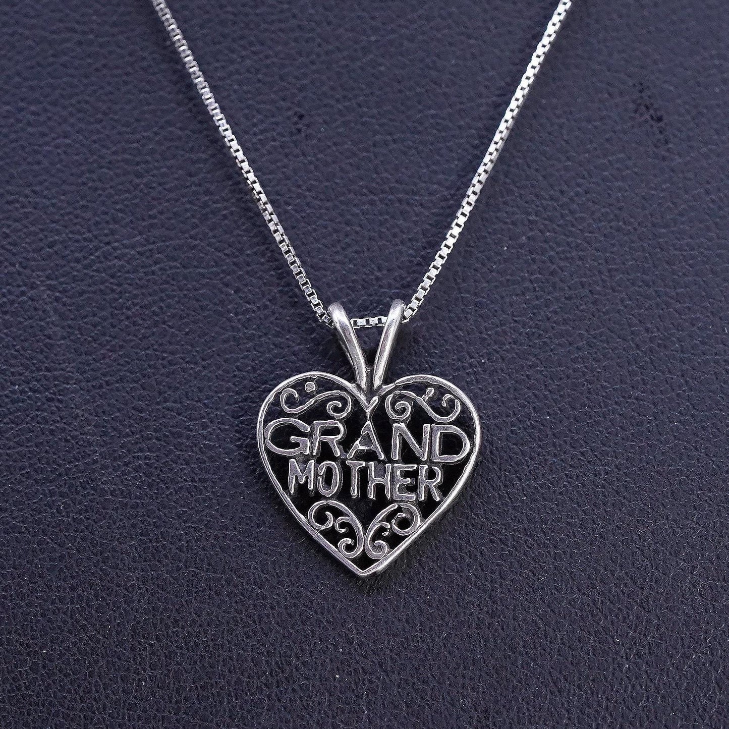 16", Vintage sterling 925 silver box chain necklace grandmother heart pendant