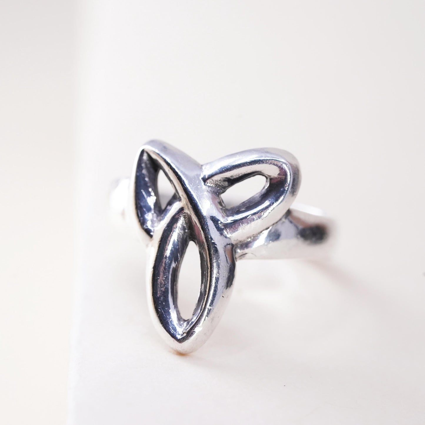 Size 6, VTG Celtic knot sterling silver wired ring 925 irish entwined knot band