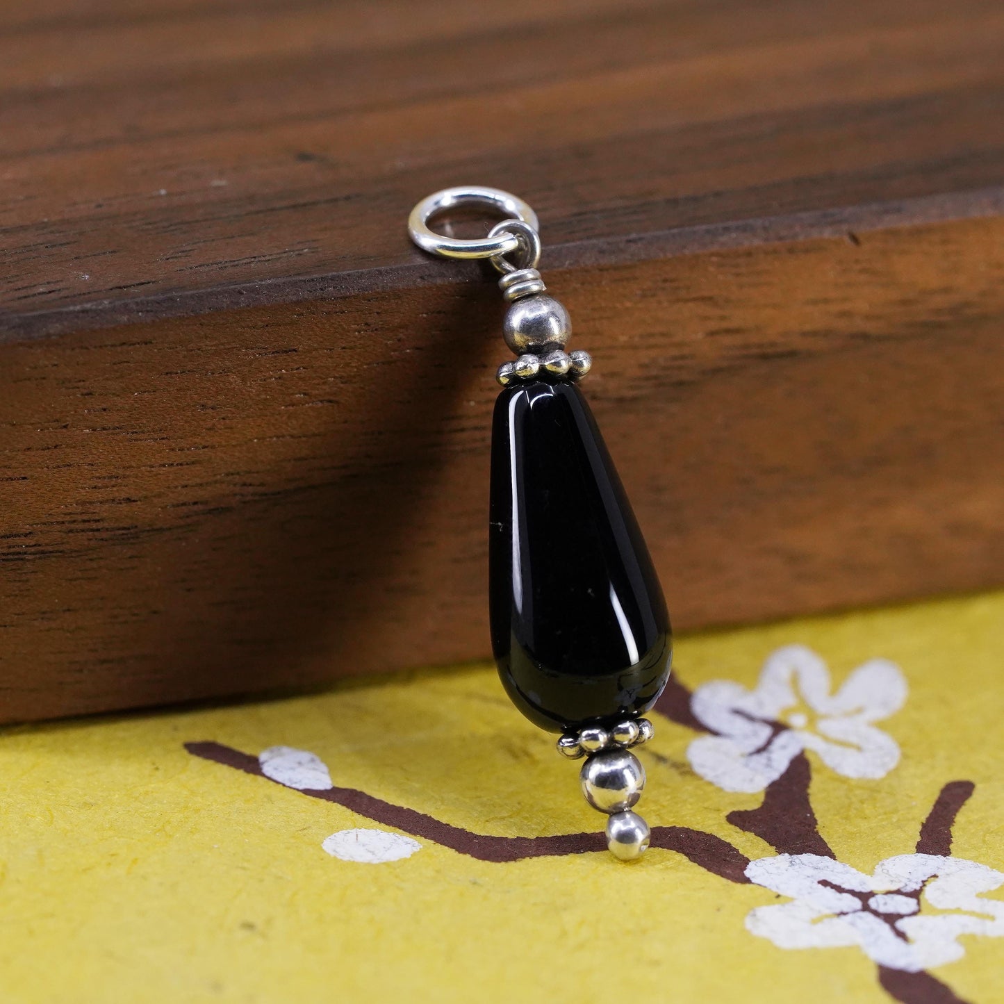 Vintage southwestern Sterling 925 silver handmade pendant teardrop black onyx