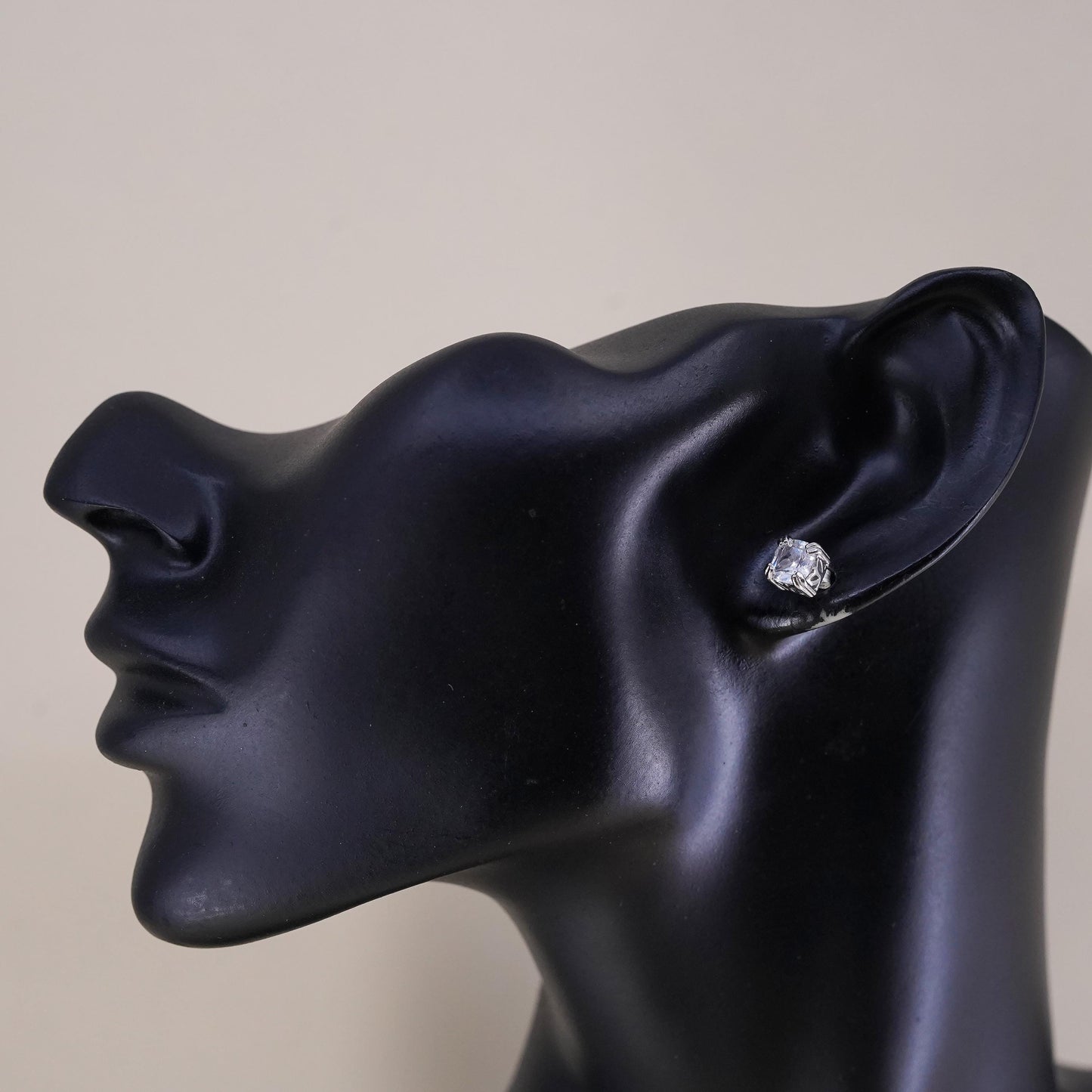 vintage Sterling 925 silver studs earrings with clear crystal