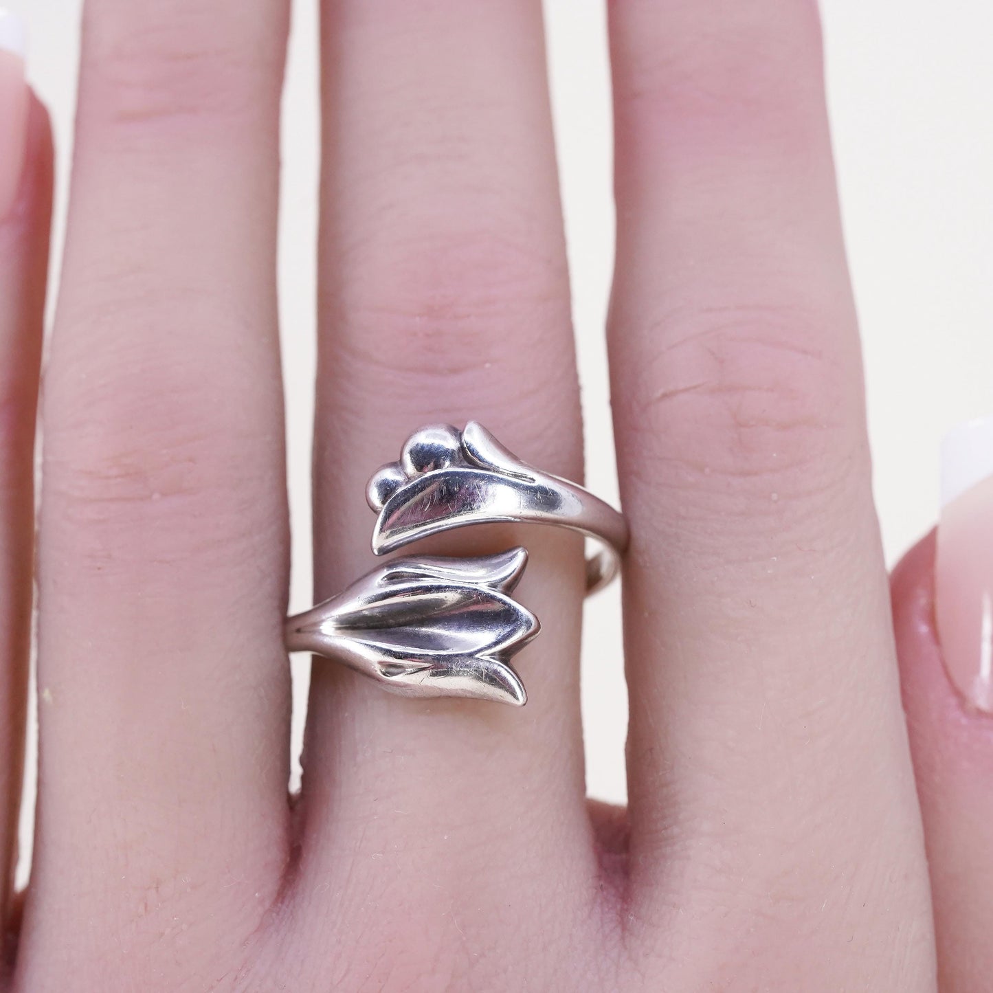 Adjustable, Spanish sterling silver statement ring, 925 tulip flower wrap band