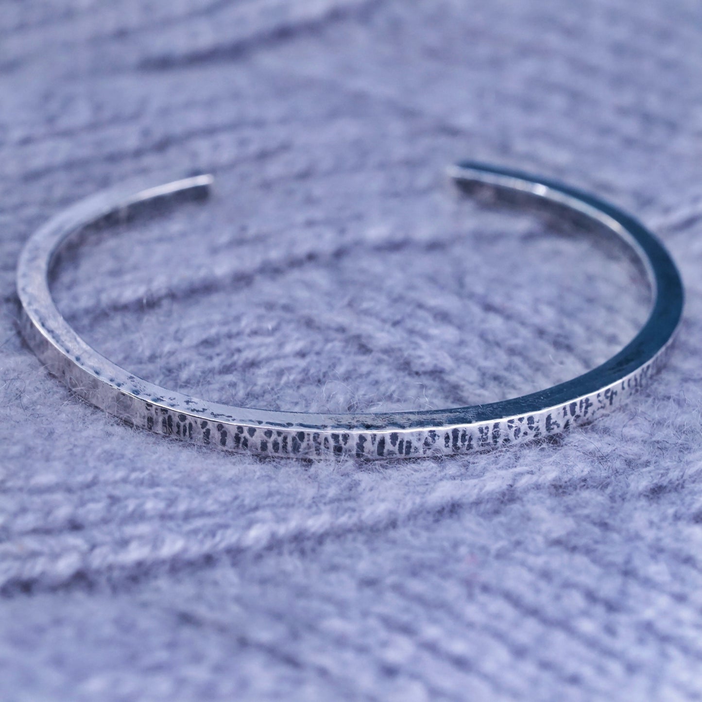 7", Native American sterling silver bracelet, 925 hammered stackable cuff