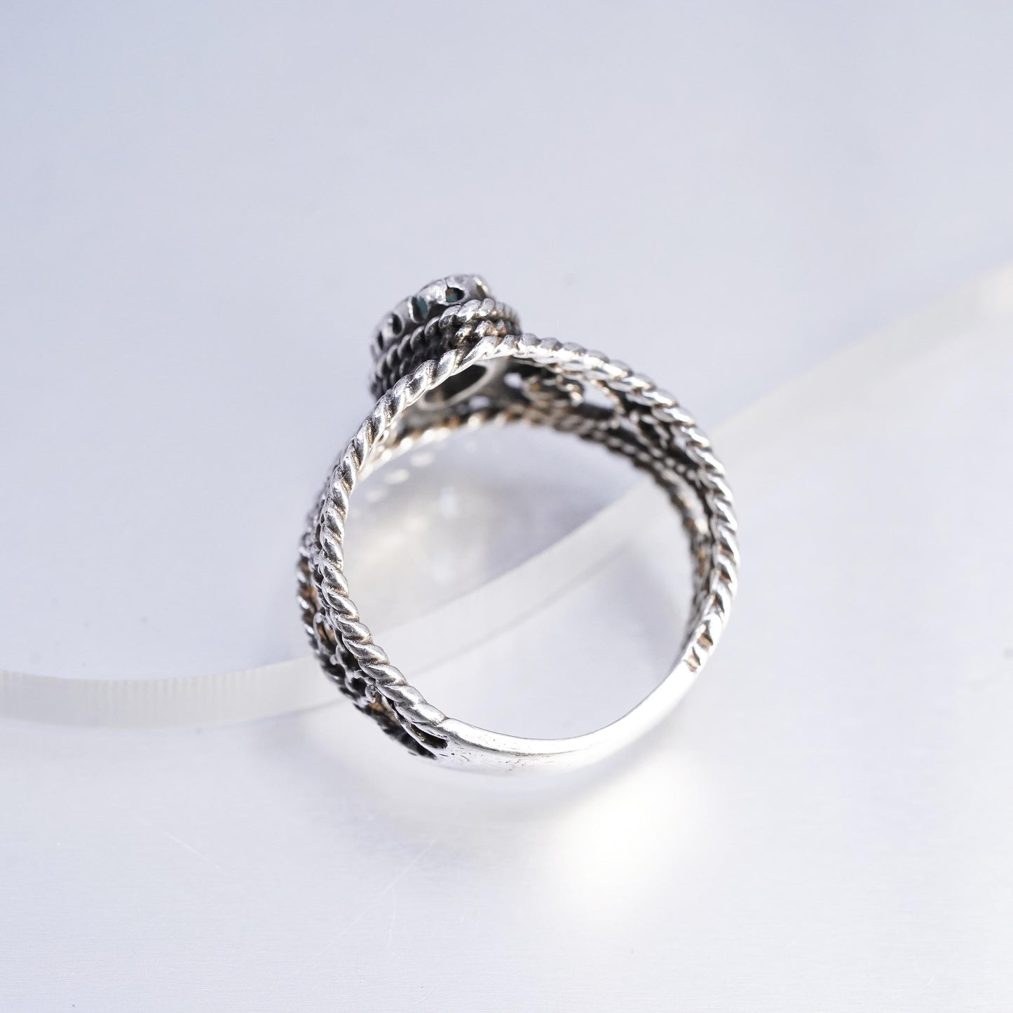 Size 8, vintage southwestern Sterling 925 silver handmade filigree ring topaz