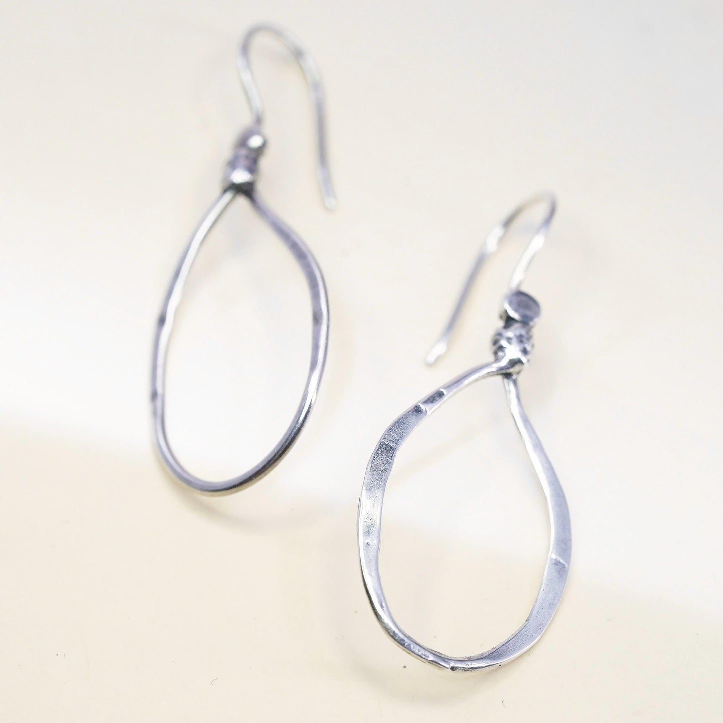 Vintage Silpada Israeli Lasso 925 Sterling Silver teardrop loop Earrings W1551