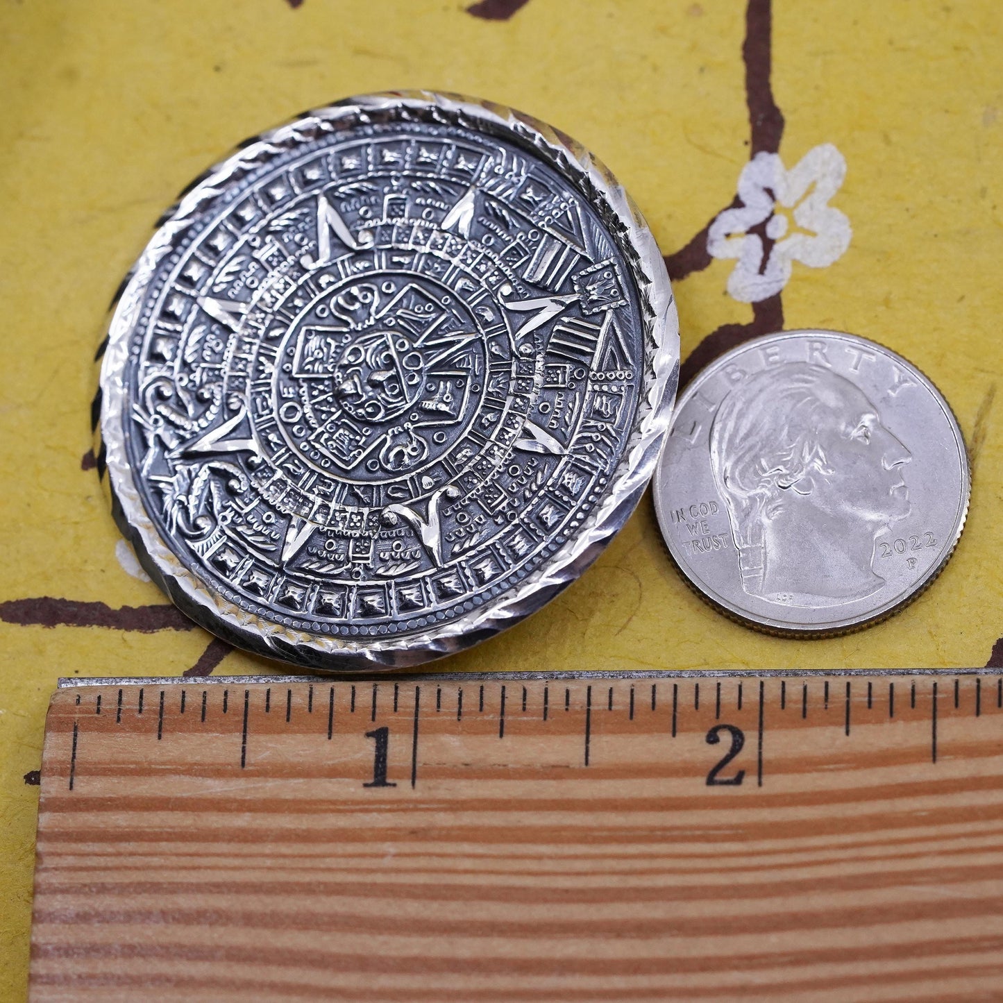 southwestern Mexican sterling 925 silver brooch, pendant Mayan Aztec Calendar