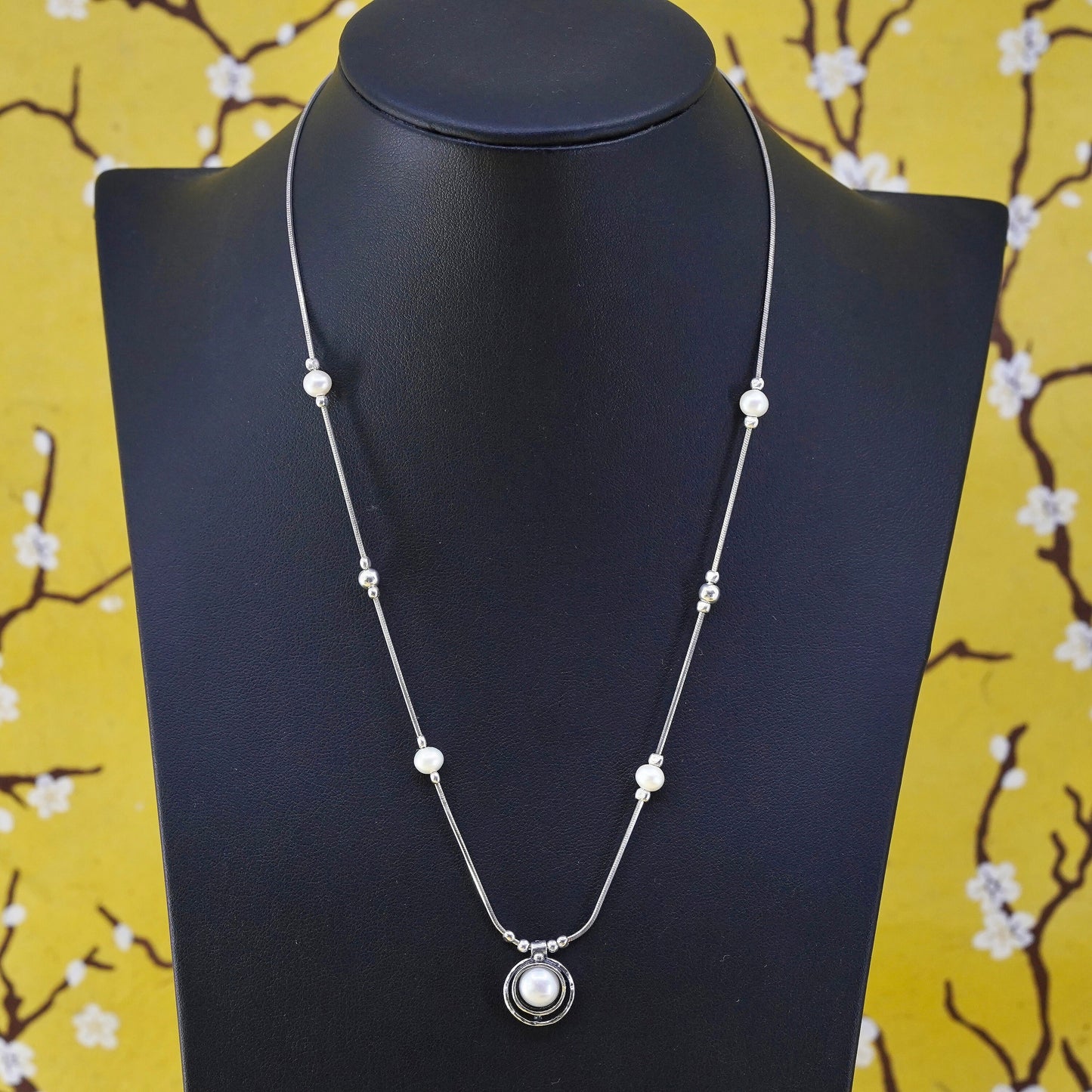 18”, Shablool Didae Sterling 925 silver necklace, snake circle pearl pendant