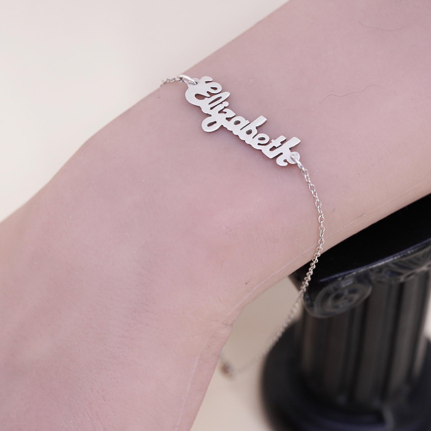 9.25", Vintage sterling silver bracelet, 925 circle chain name tag Elizabeth
