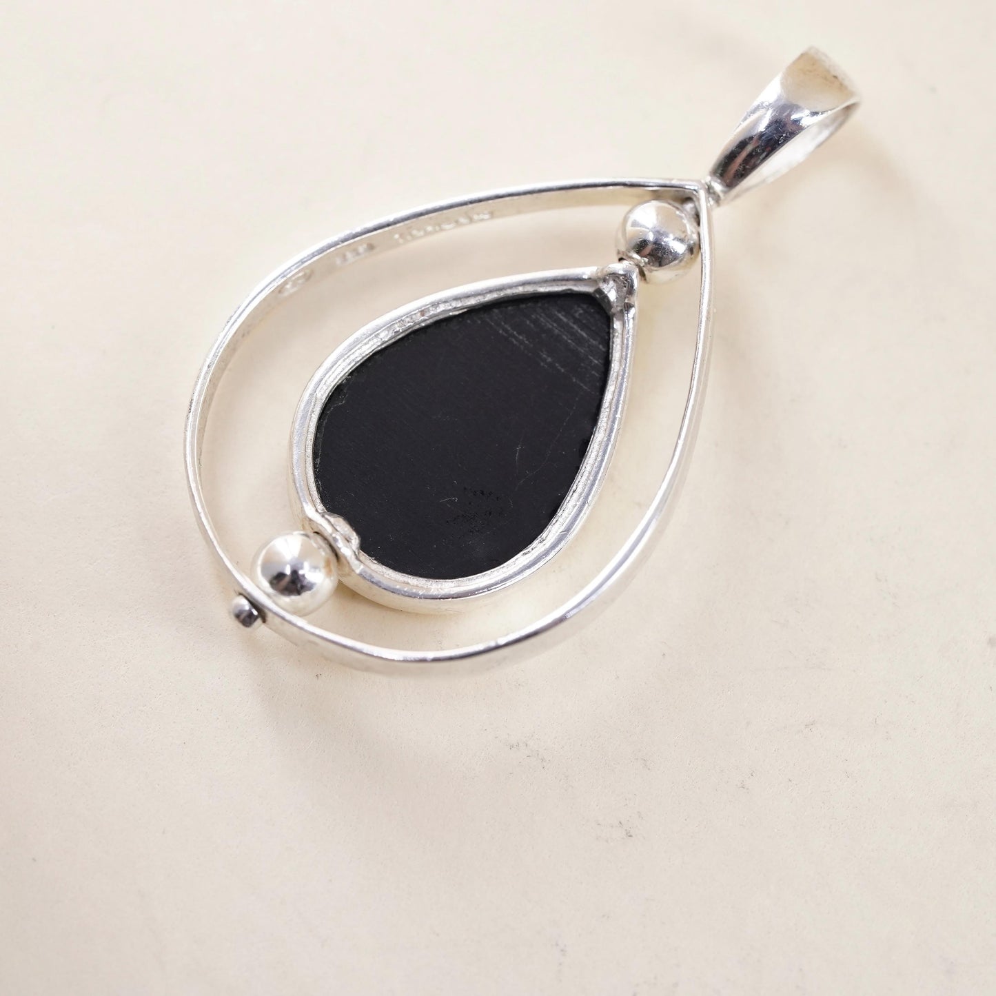 vintage handmade sterling 925 silver spinner teardrop pendant with black onyx