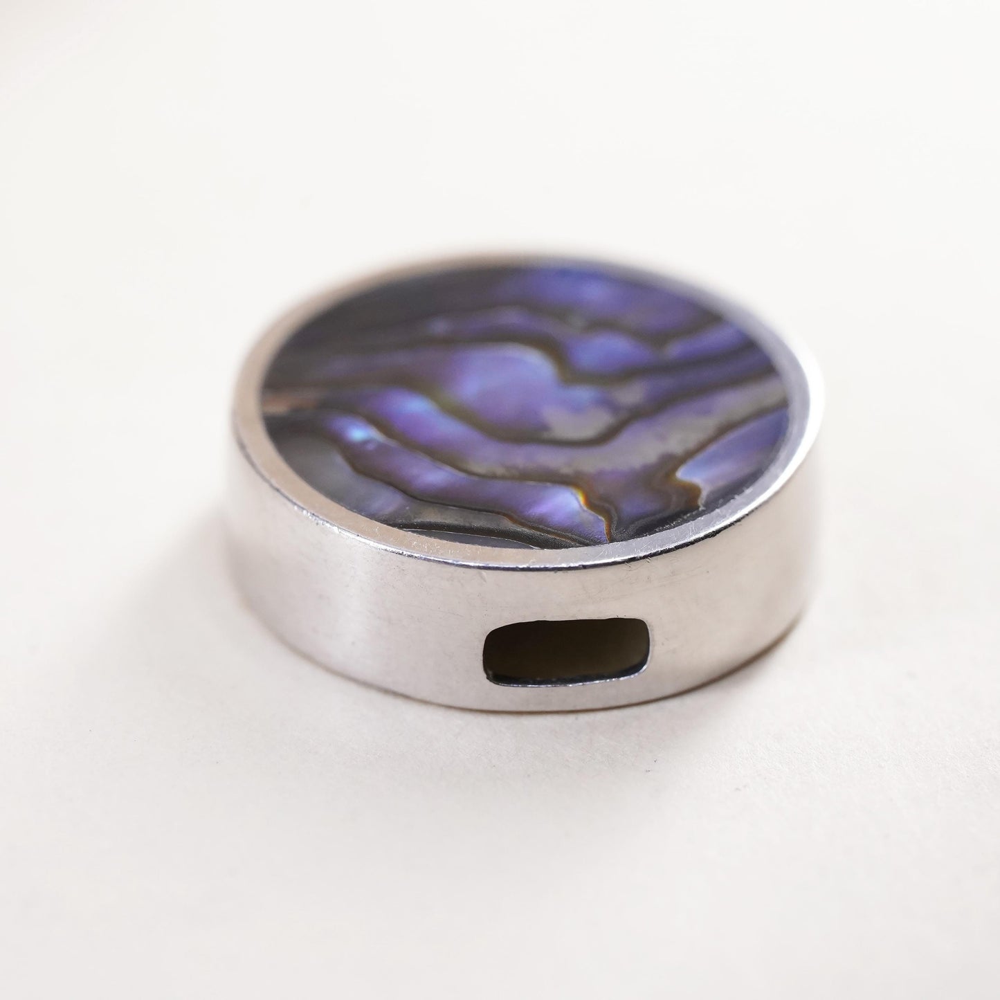 Vintage sterling 925 silver handmade circle pendant with abalone inlay