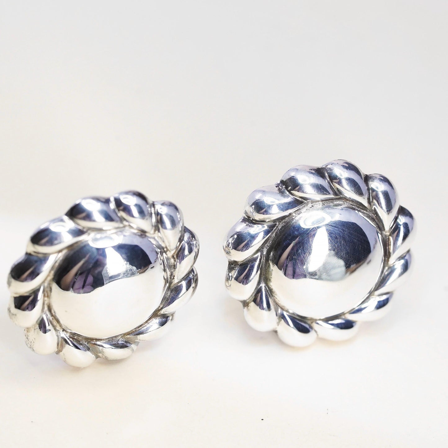 vintage Modern handmade Sterling clip on, 925 round puffy floral earrings