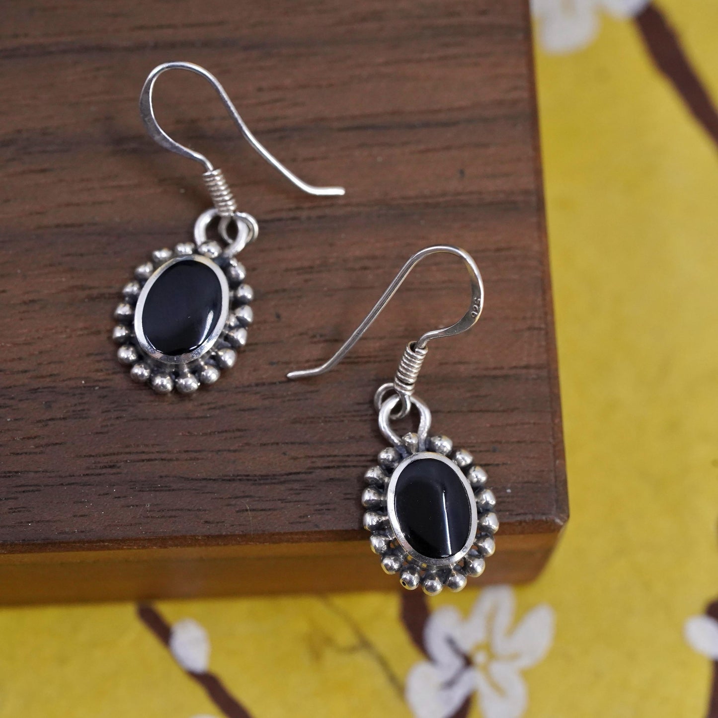 Vintage Sterling 925 silver handmade oval earrings with onyx and beads