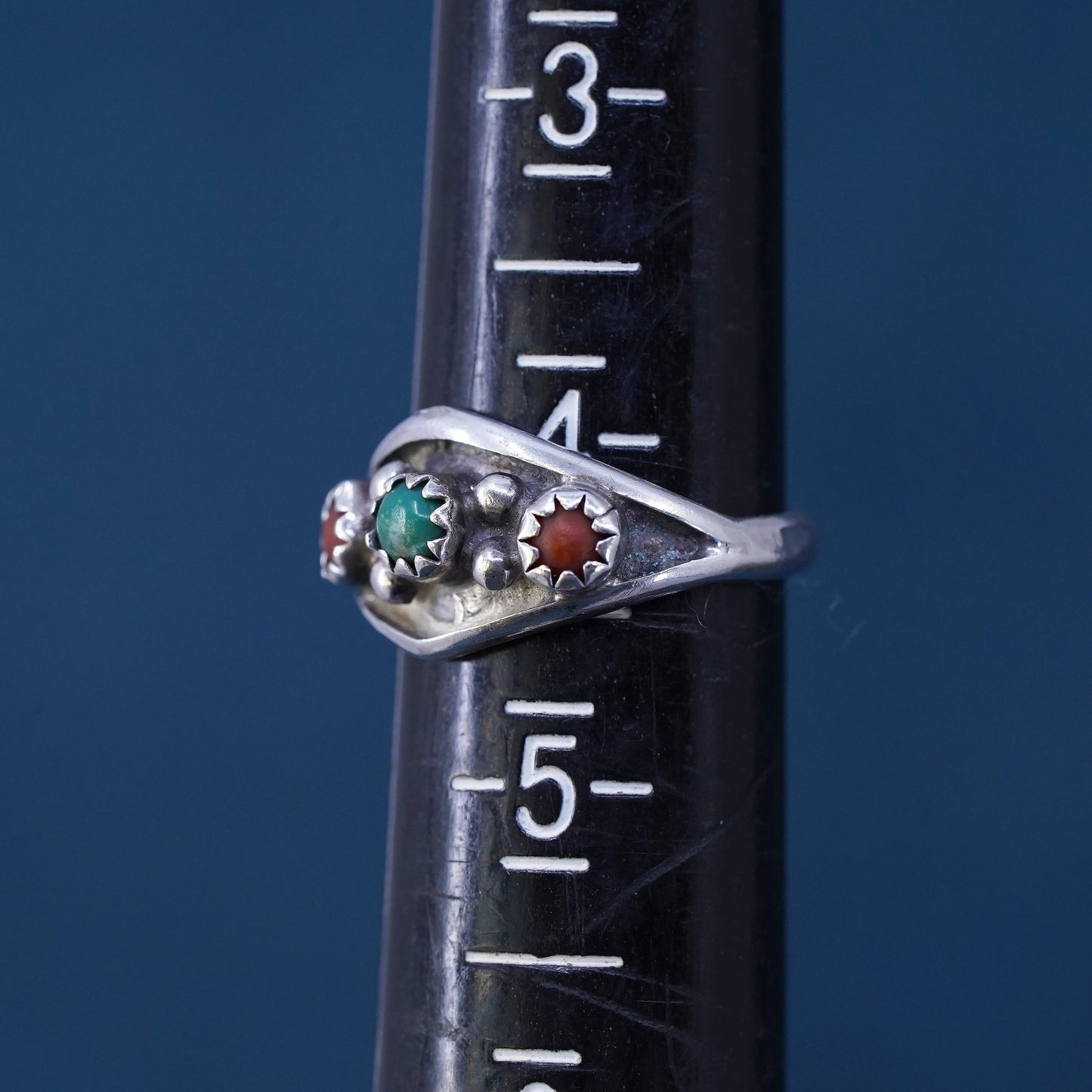 Size 4, Navajo Sterling 925 silver ring, Native American southwestern turquoise