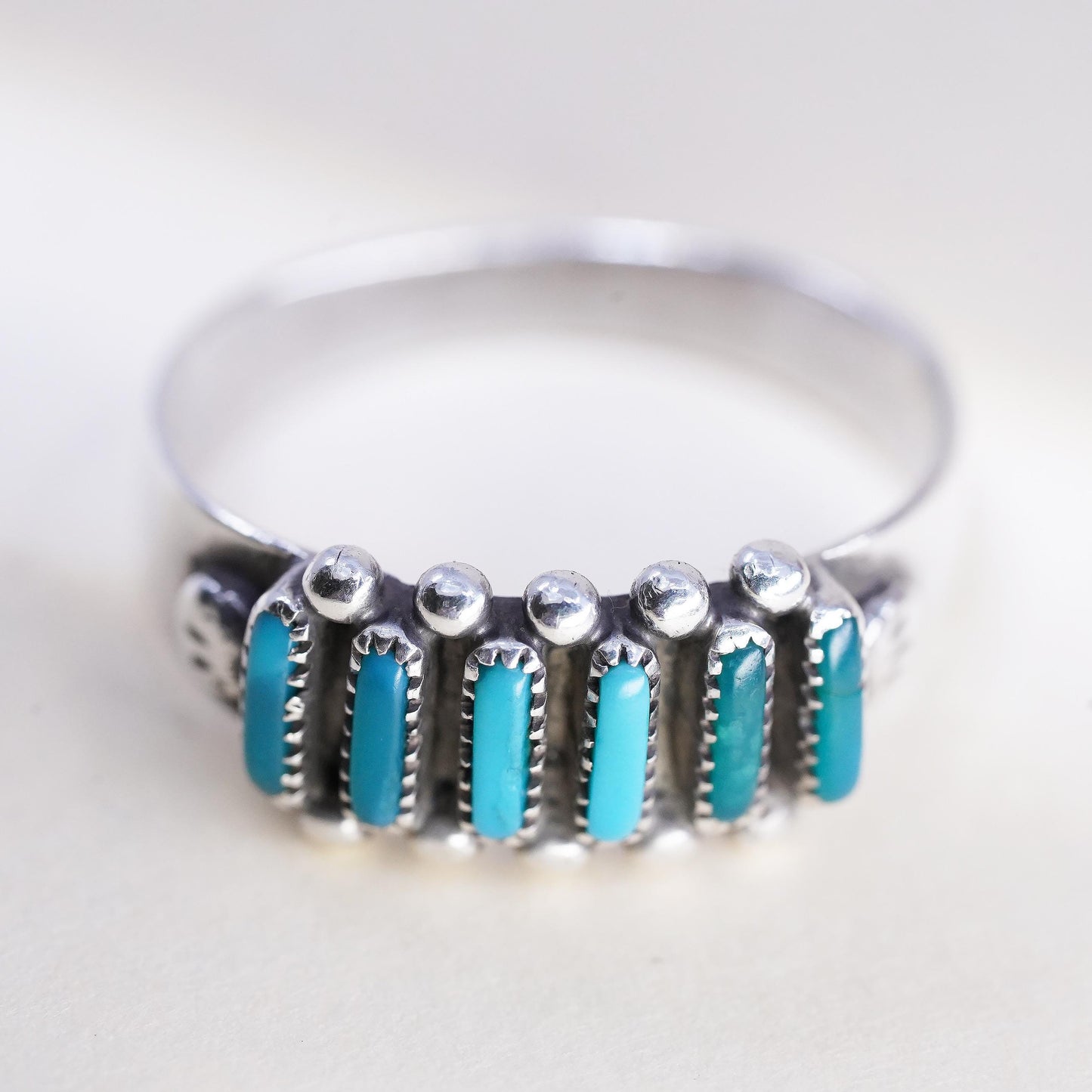 Size 6.5, vintage Native Americans Sterling silver ring Zuni 925 band turquoise