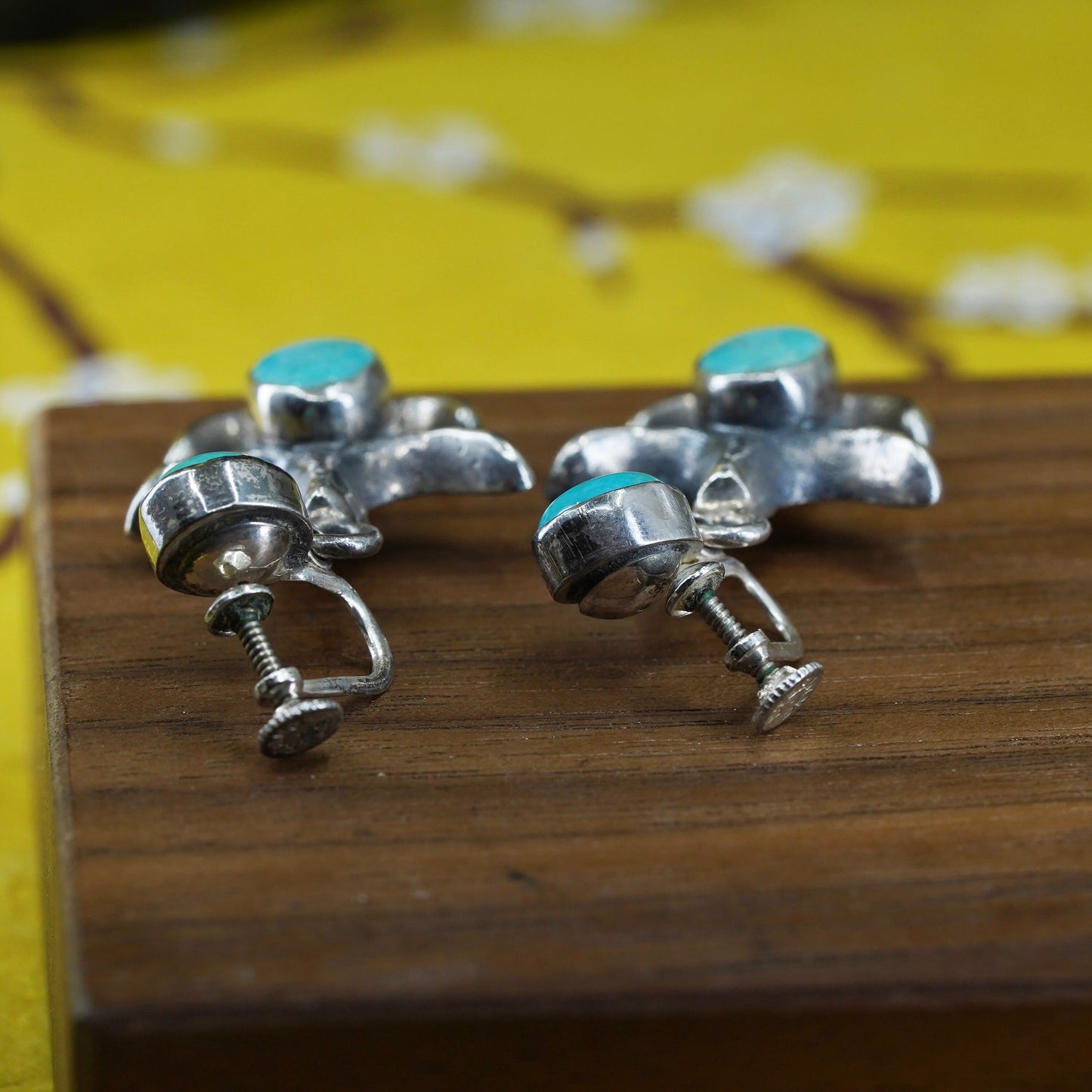 Vintage Sterling silver handmade earrings, 925 screw back with turquoise