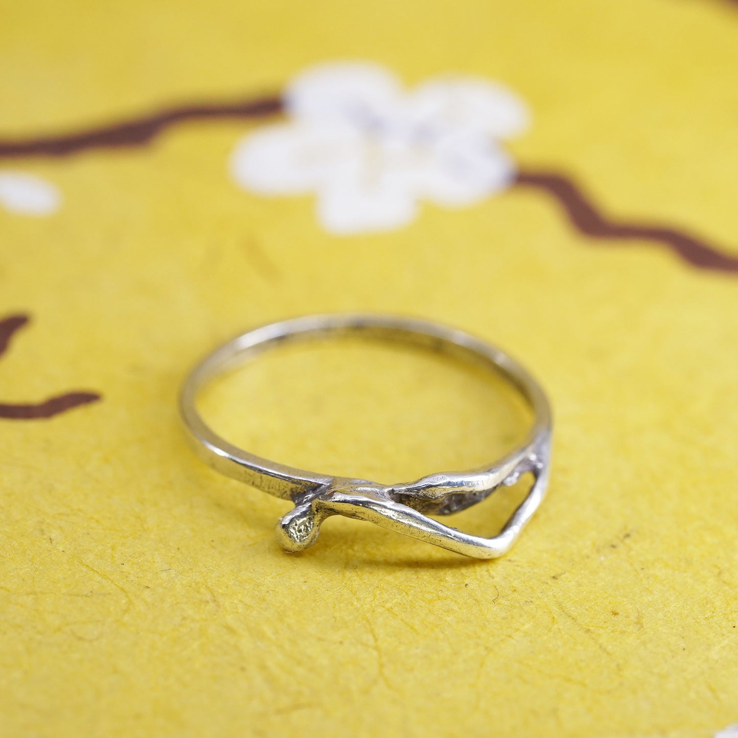 size 7.5, VTG southwestern sterling silver 925 body ring woman hug love band