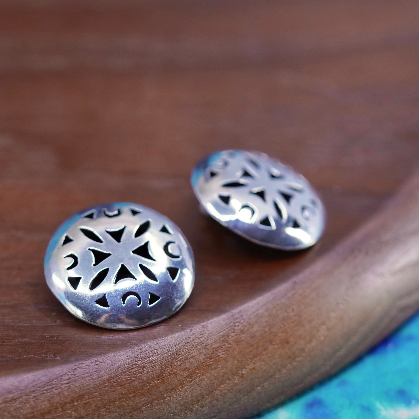 Vintage jewelry | Sterling silver handmade earrings, cutout round 925 clip on