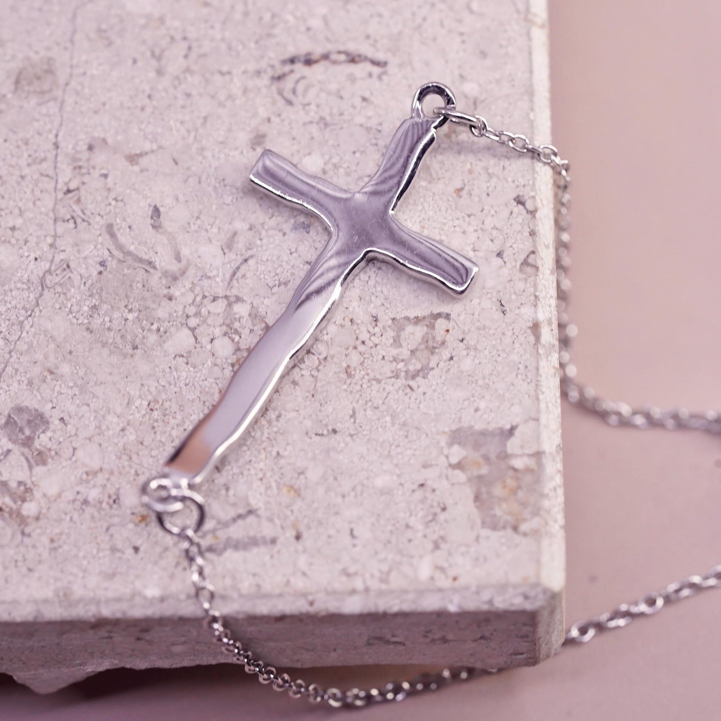 7", vintage Sterling silver bracelet, 925 circle chain hammered cross charm