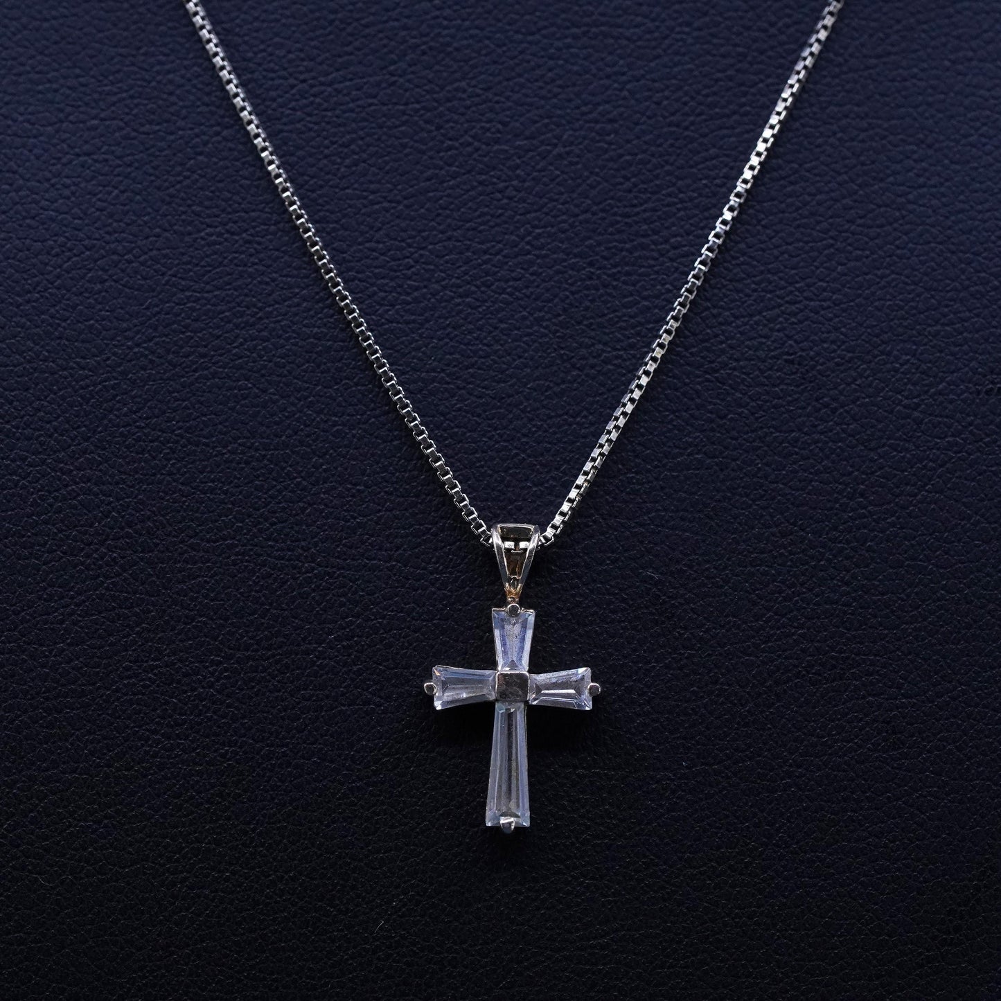 18”, Vintage vermeil gold over Sterling 925 silver box necklace with cz cross