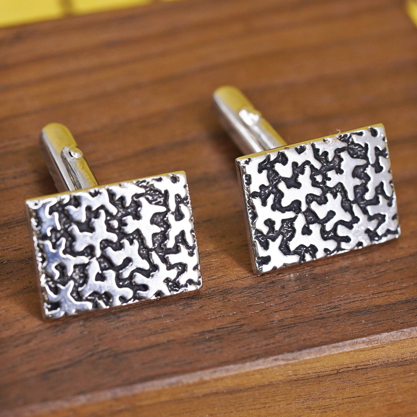 Imitat Jewelery Germany silver tone cufflink, cuff link with chain link details