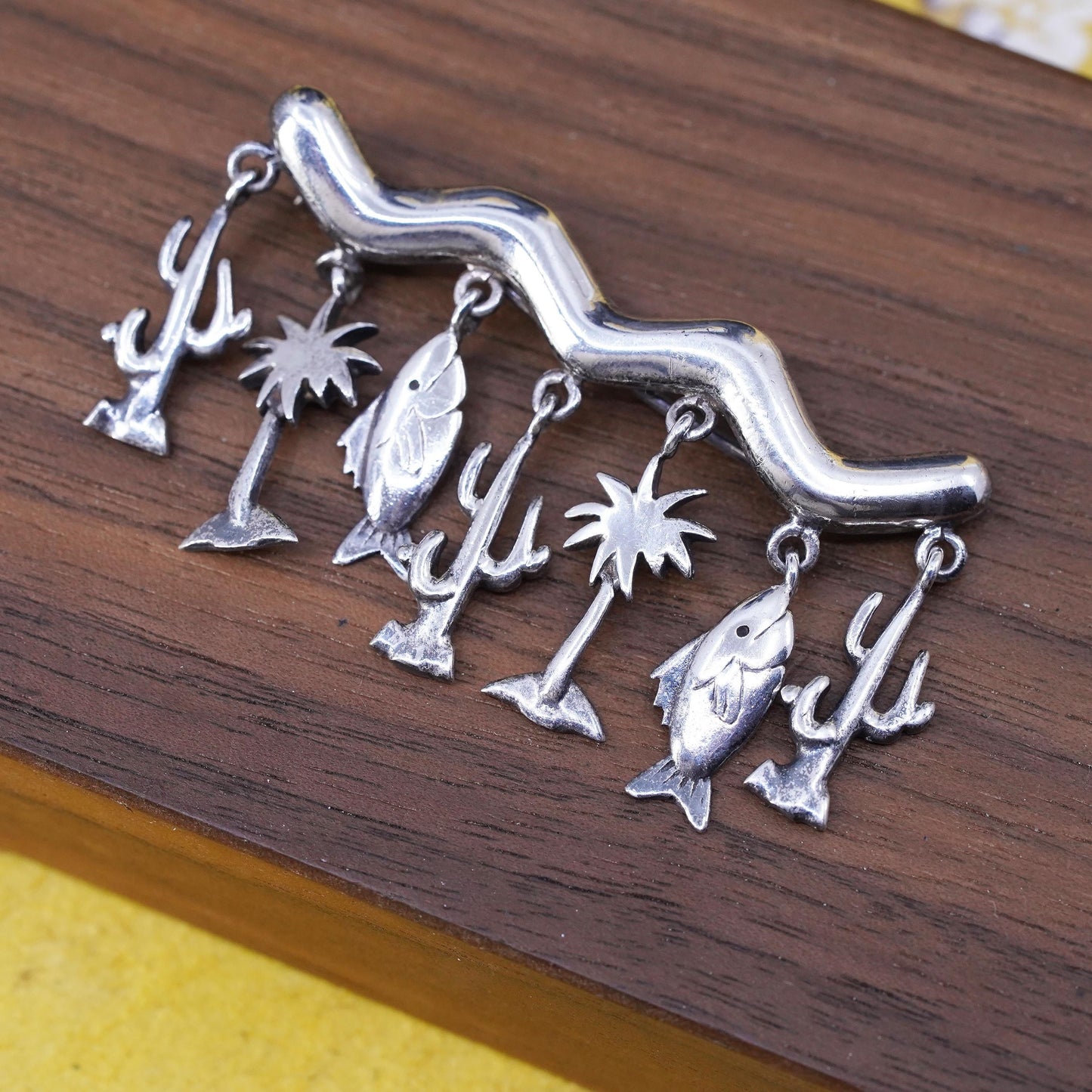 VTG Mexican sterling 925 silver handmade brooch cactus palm tree fish charms