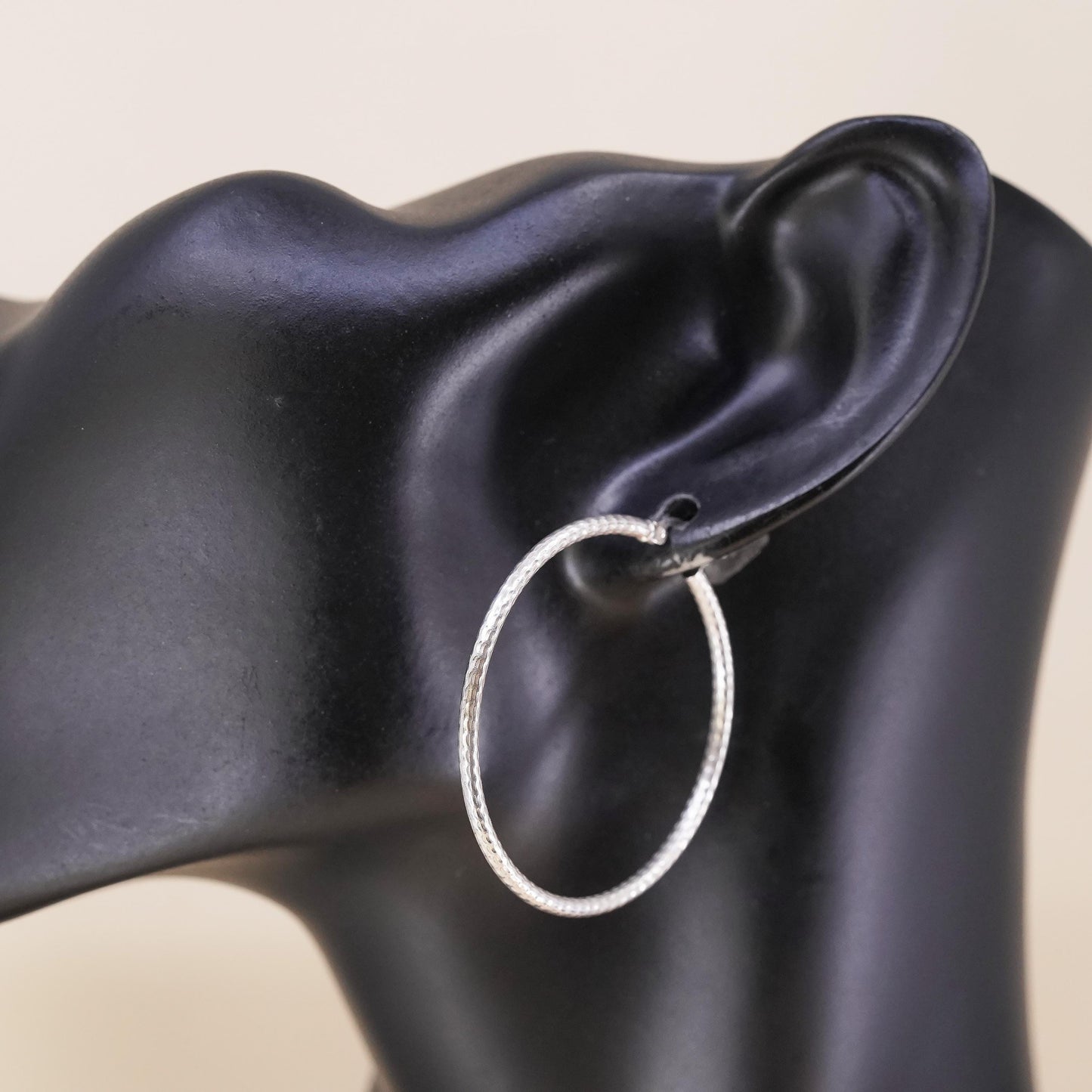 1.5", Vintage sterling 925 silver loop single earring, fashion textured hoop