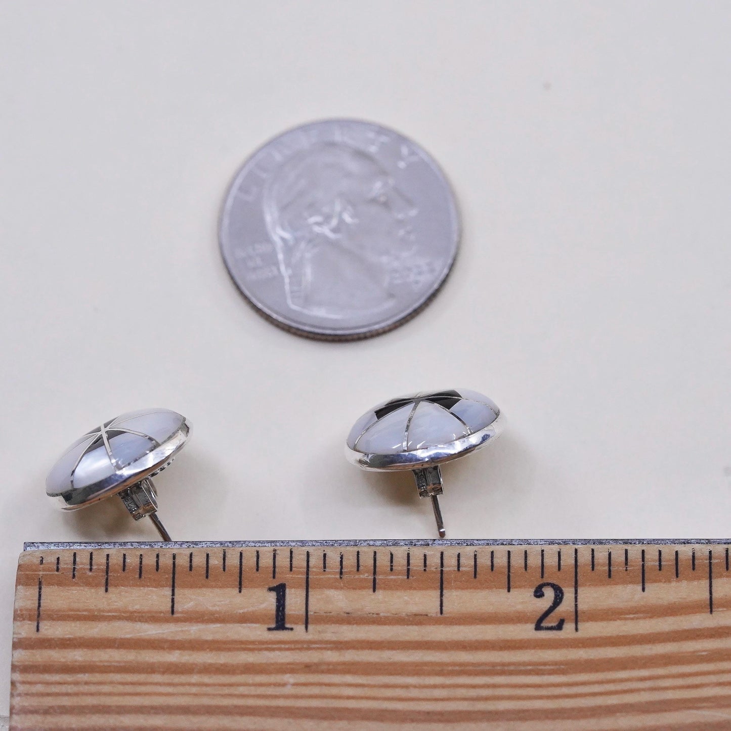 Native American Kal Kallestewa KEK 925 Sterling silver earrings, zuni MOP